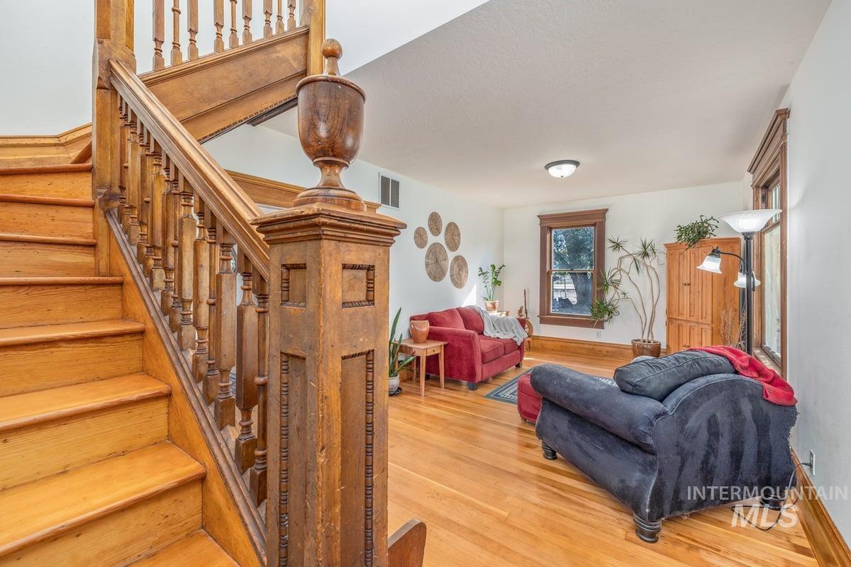 278 E Beacon Light Rd