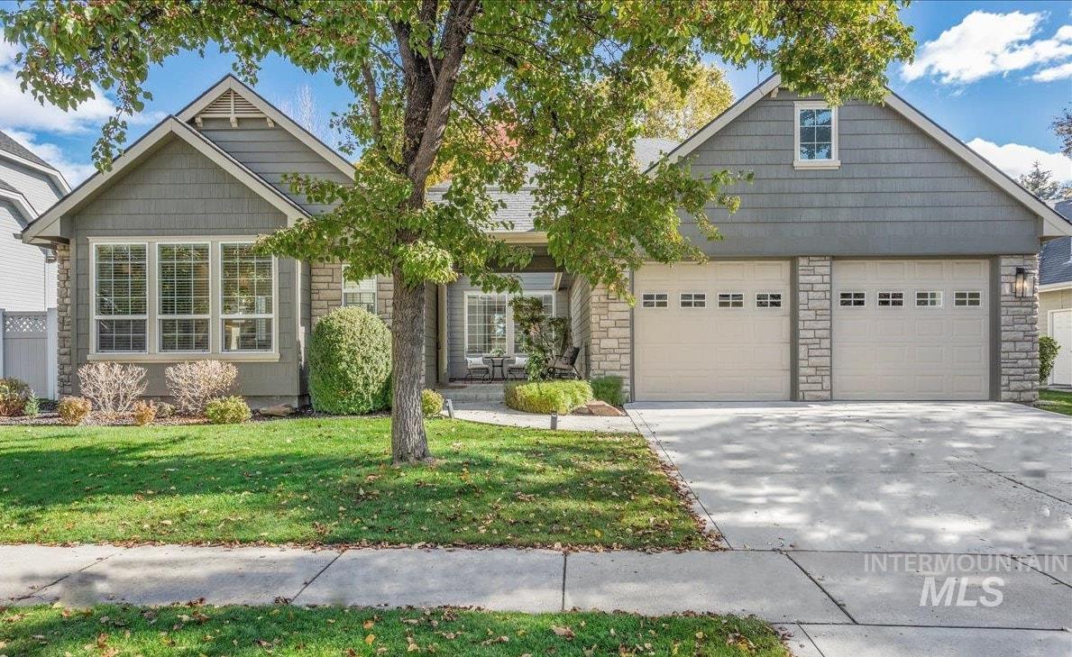 216 N Story Book Way