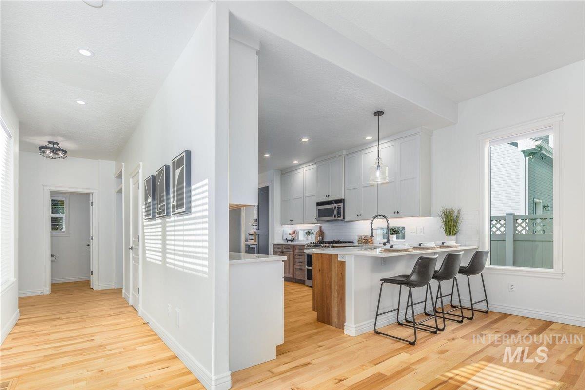 216 N Story Book Way