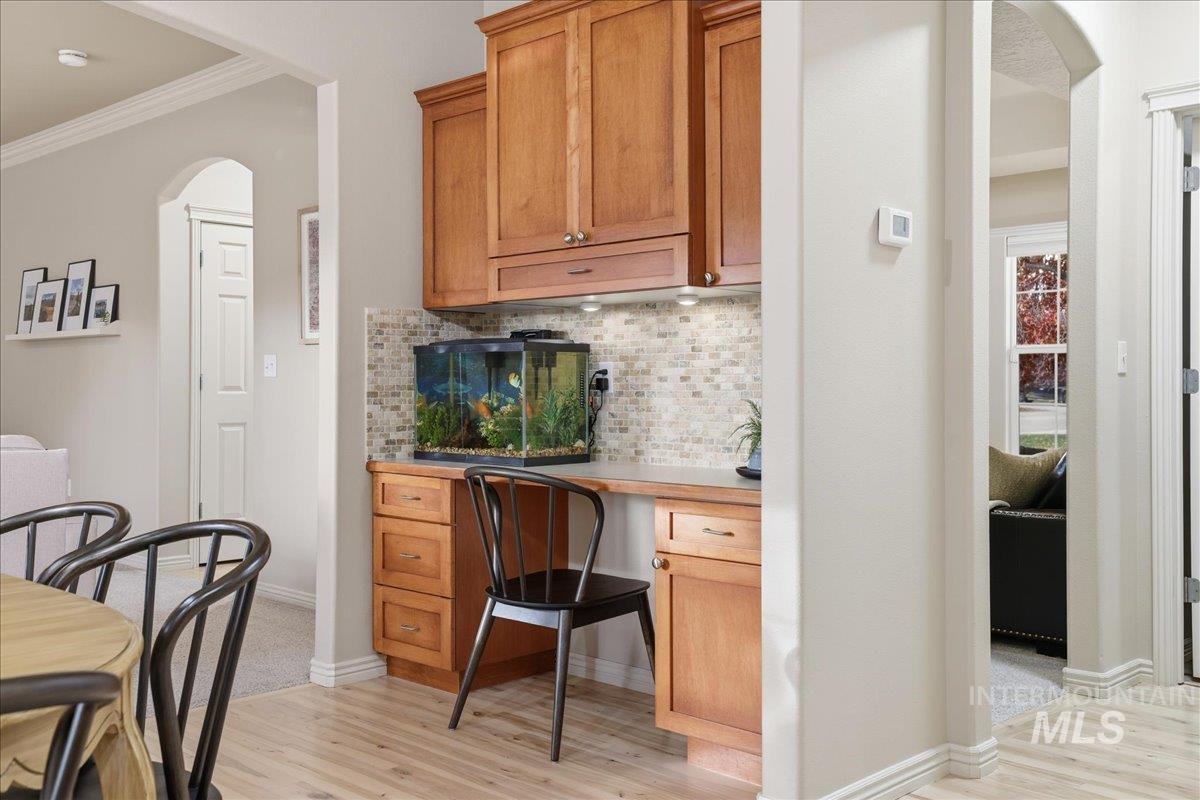 5496 S Taradale Avenue