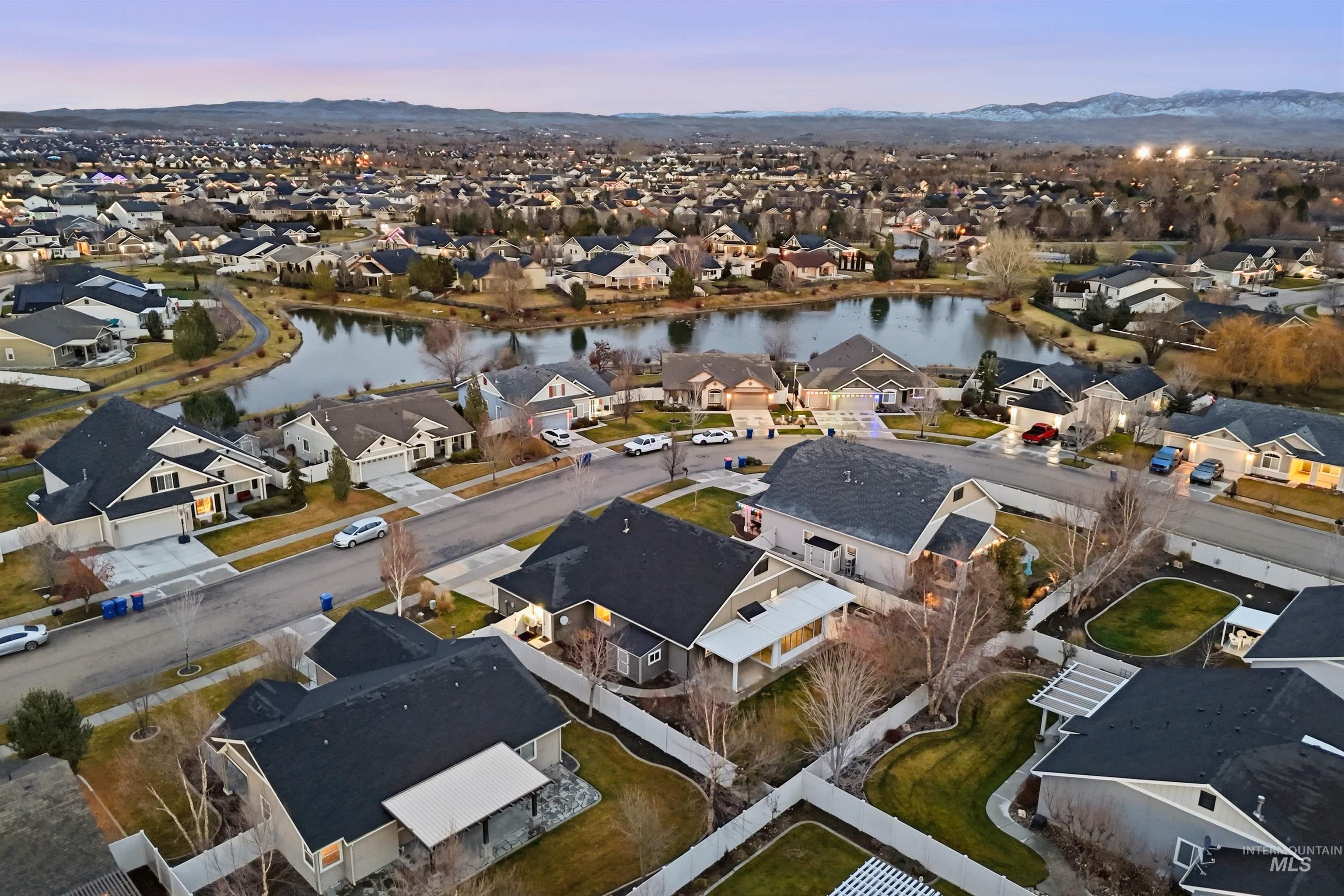 5697 W Combermere Dr