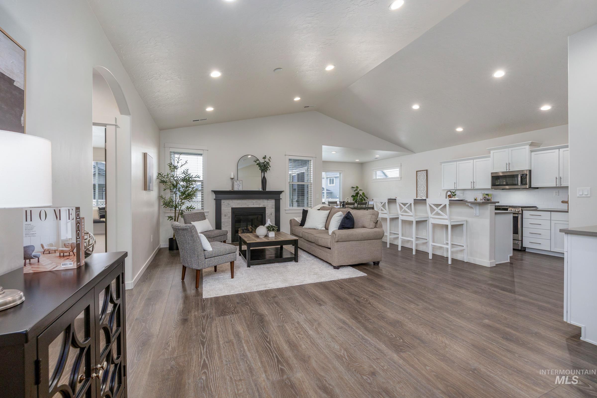 7565 W Itasco Dr