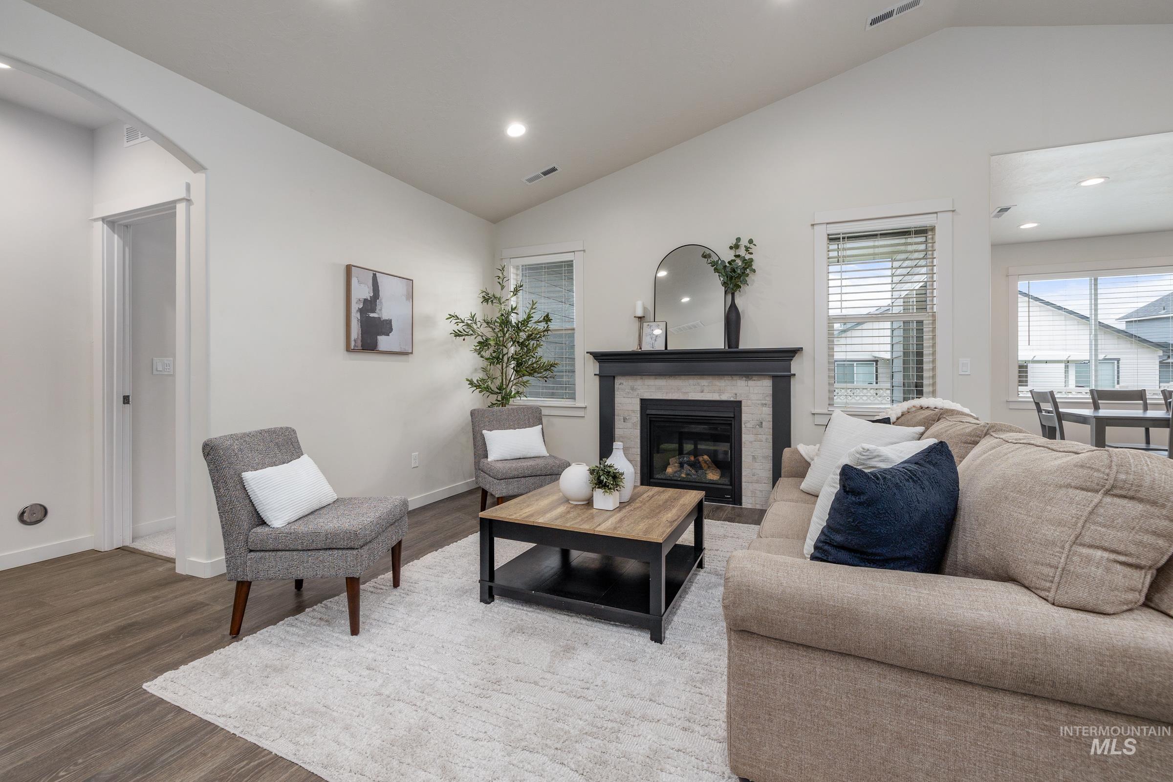 7565 W Itasco Dr