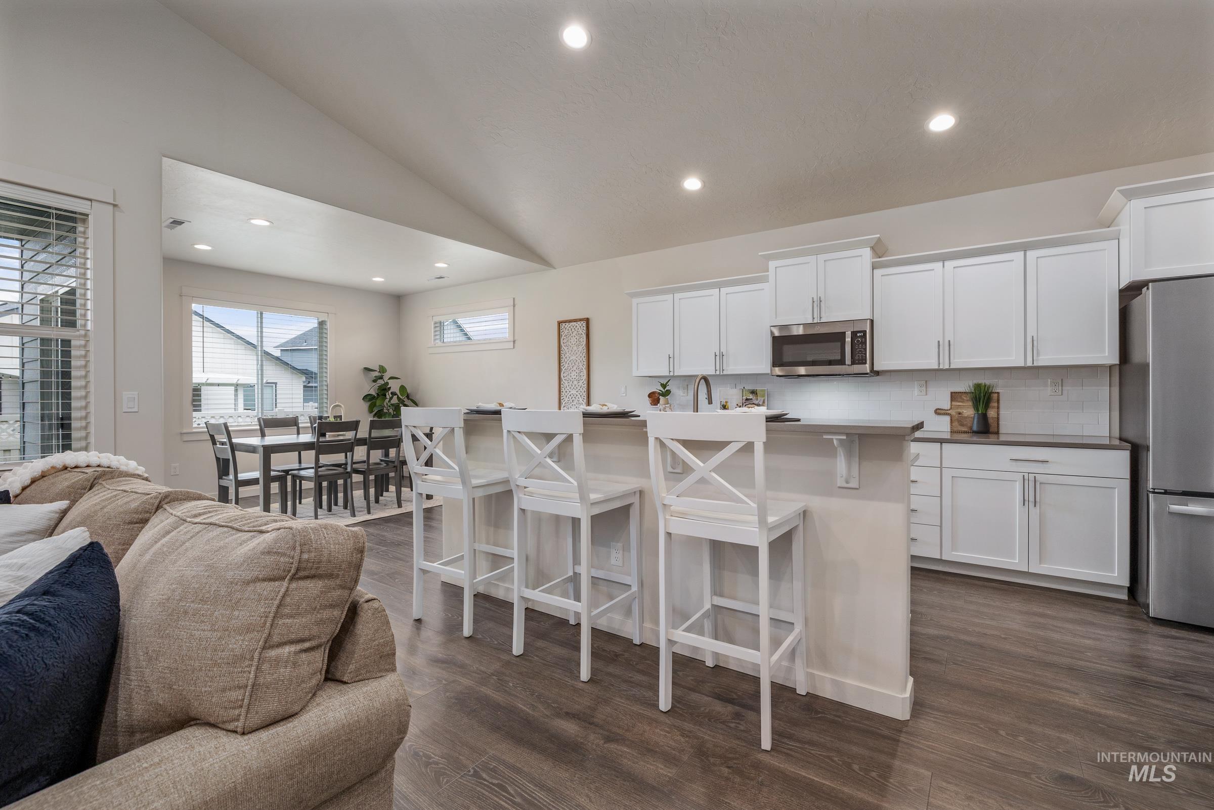 7565 W Itasco Dr