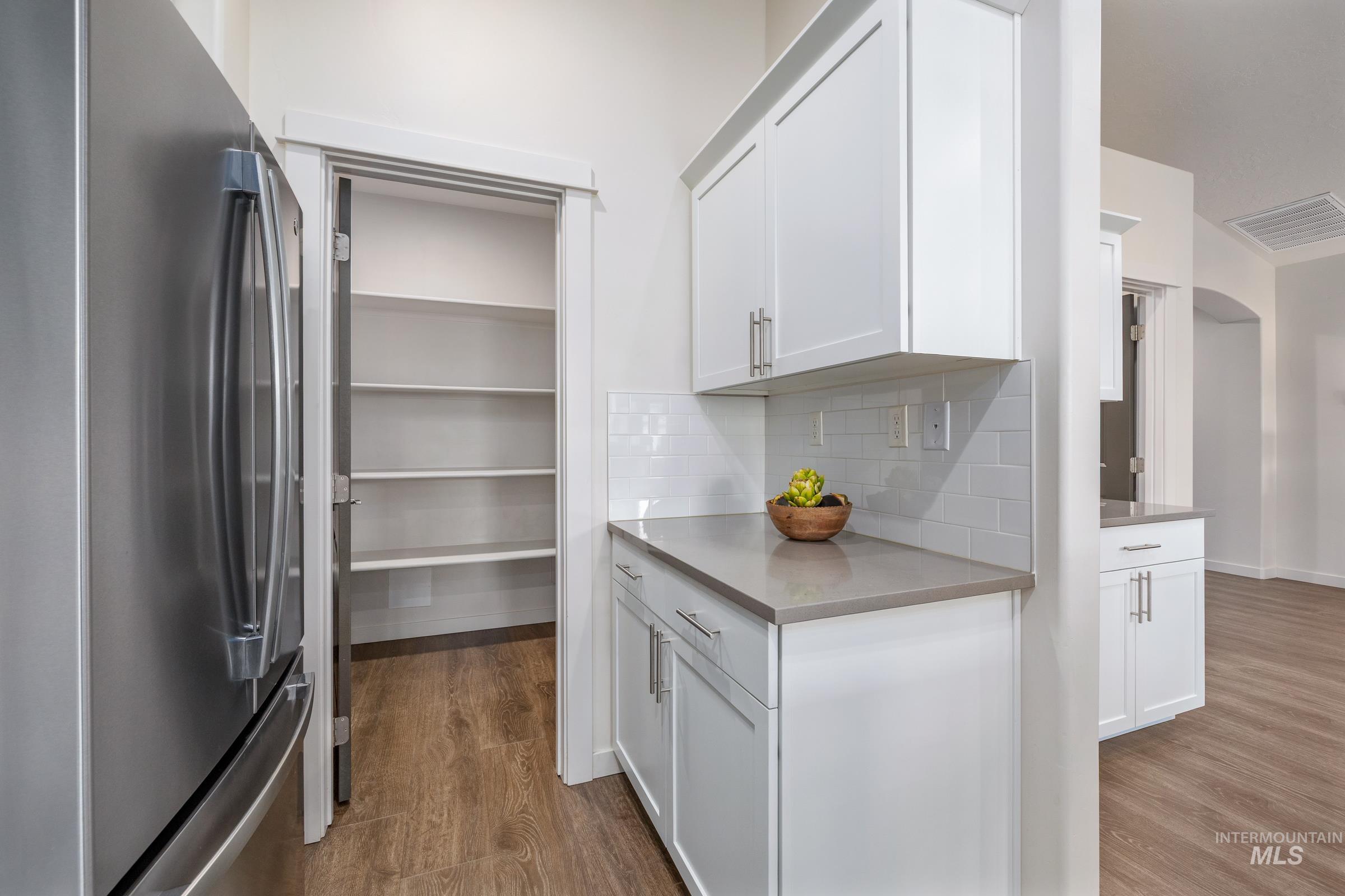7565 W Itasco Dr
