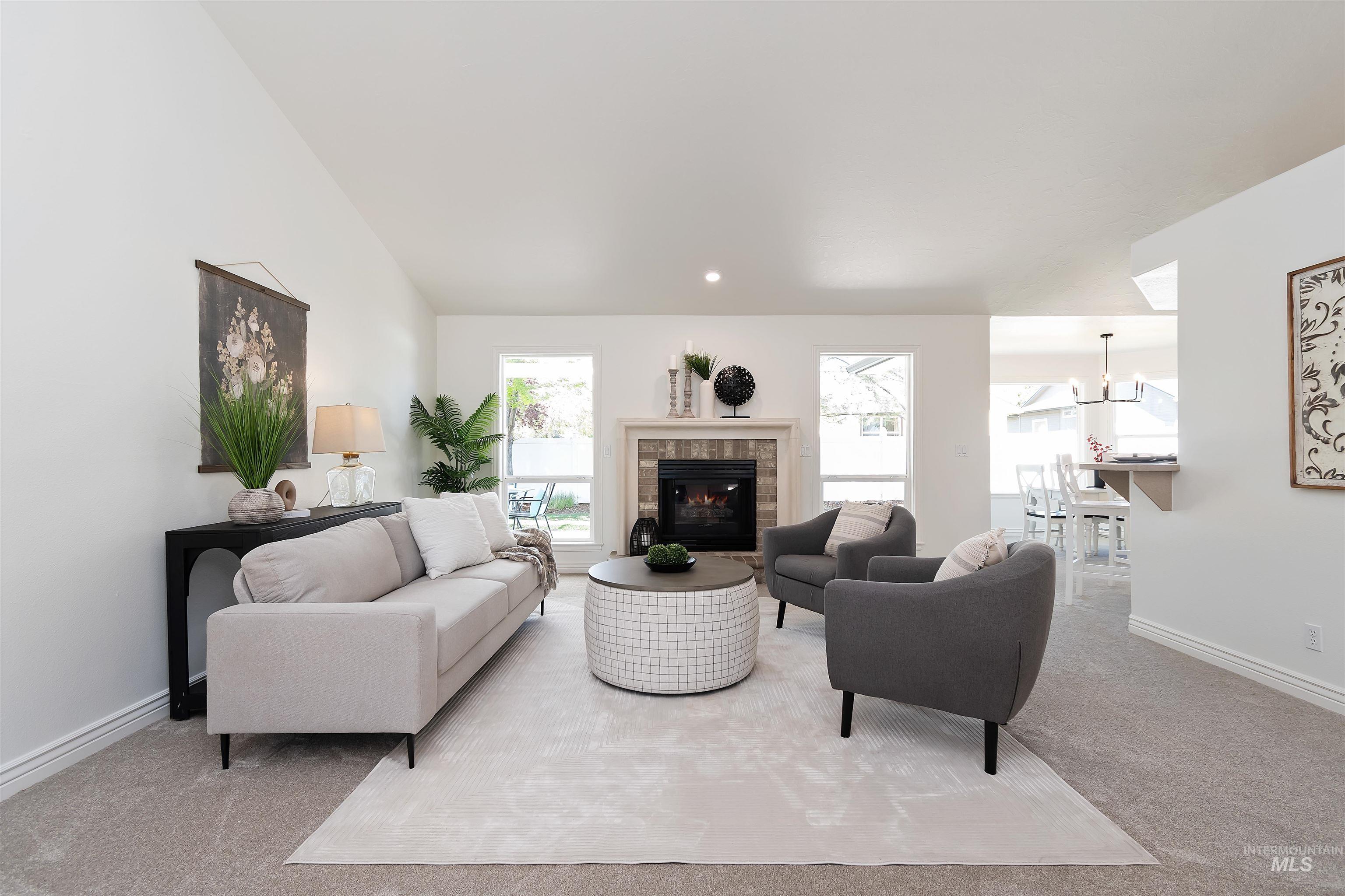 2188 E Skokie Dr