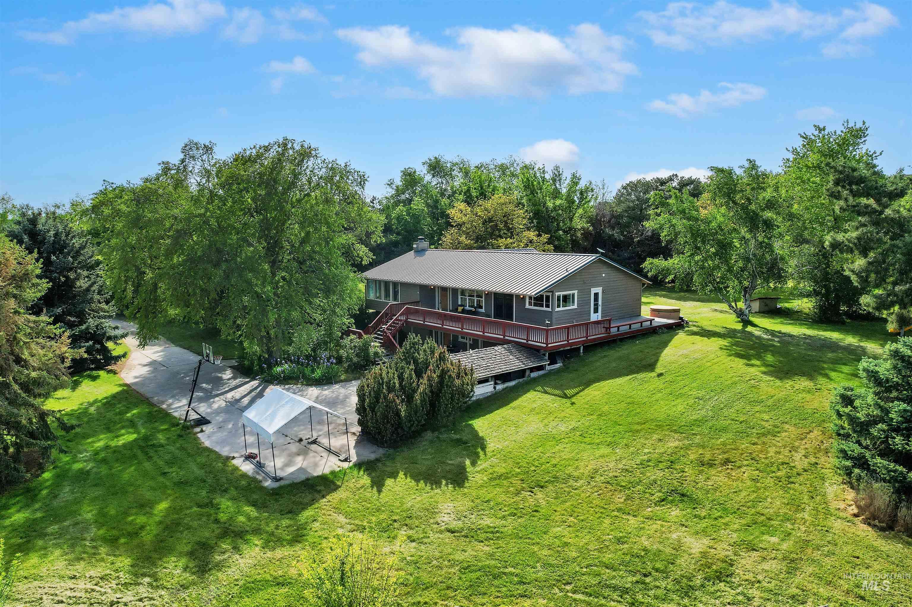 1156 W Stillwell Dr