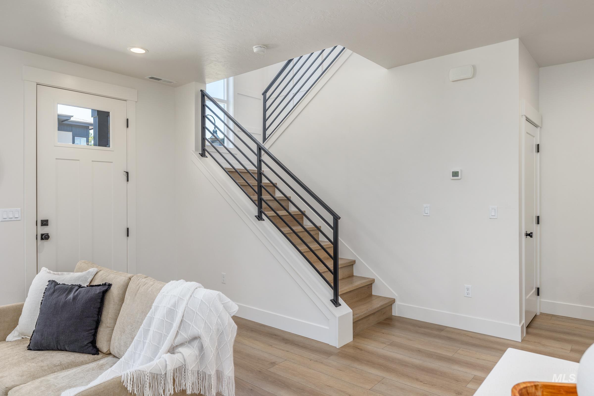 281 S City Lights Ln