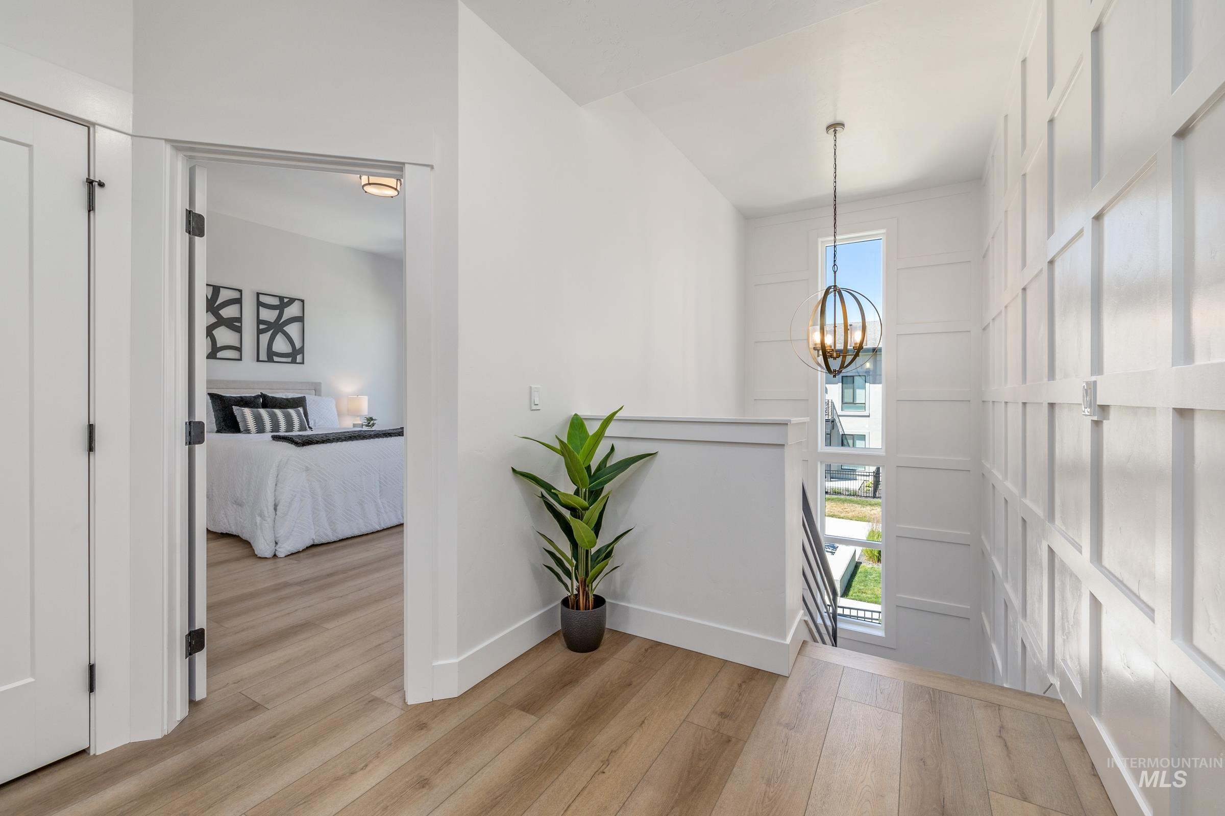 281 S City Lights Ln