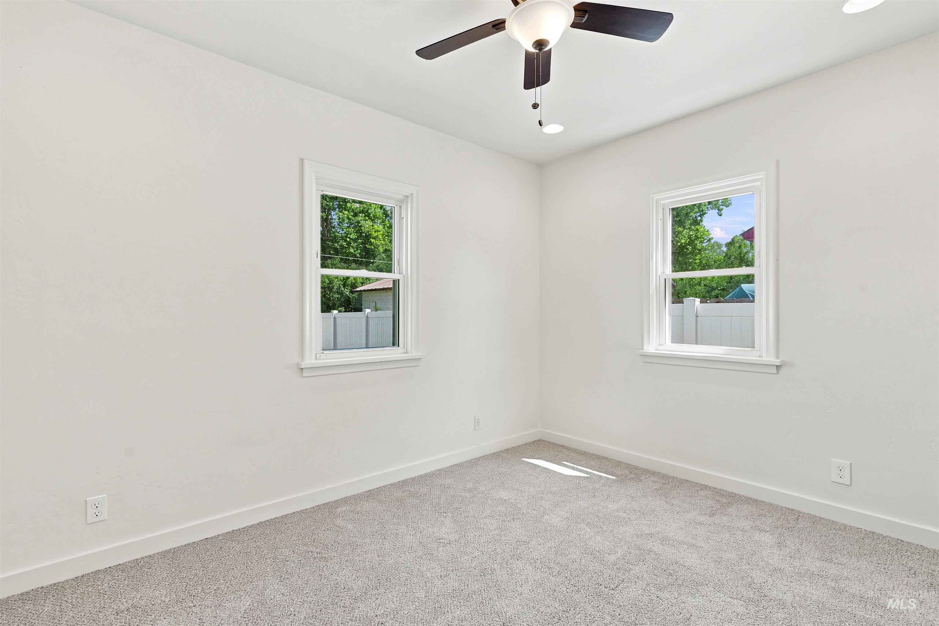 2024 Hird Ave
