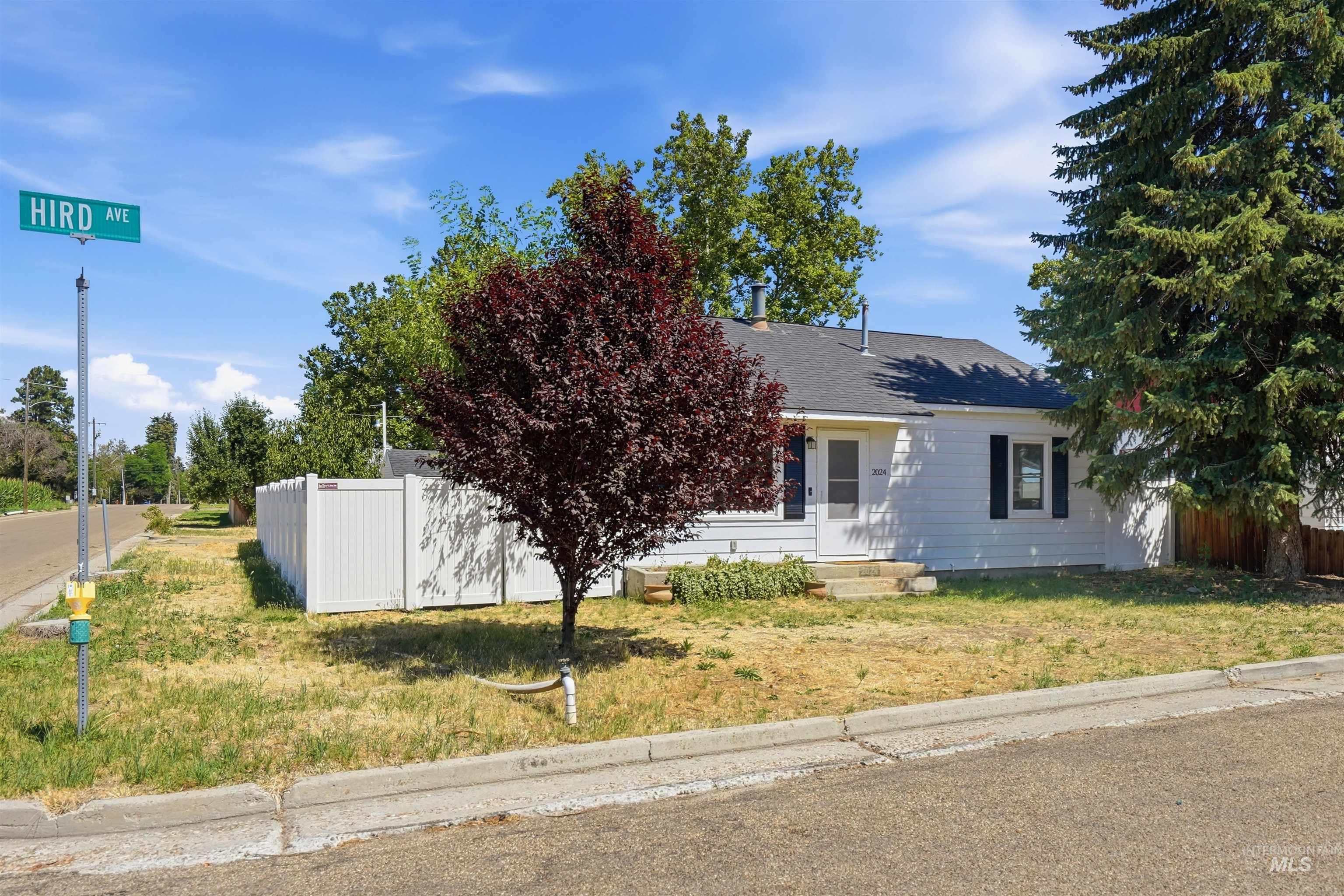 2024 Hird Ave