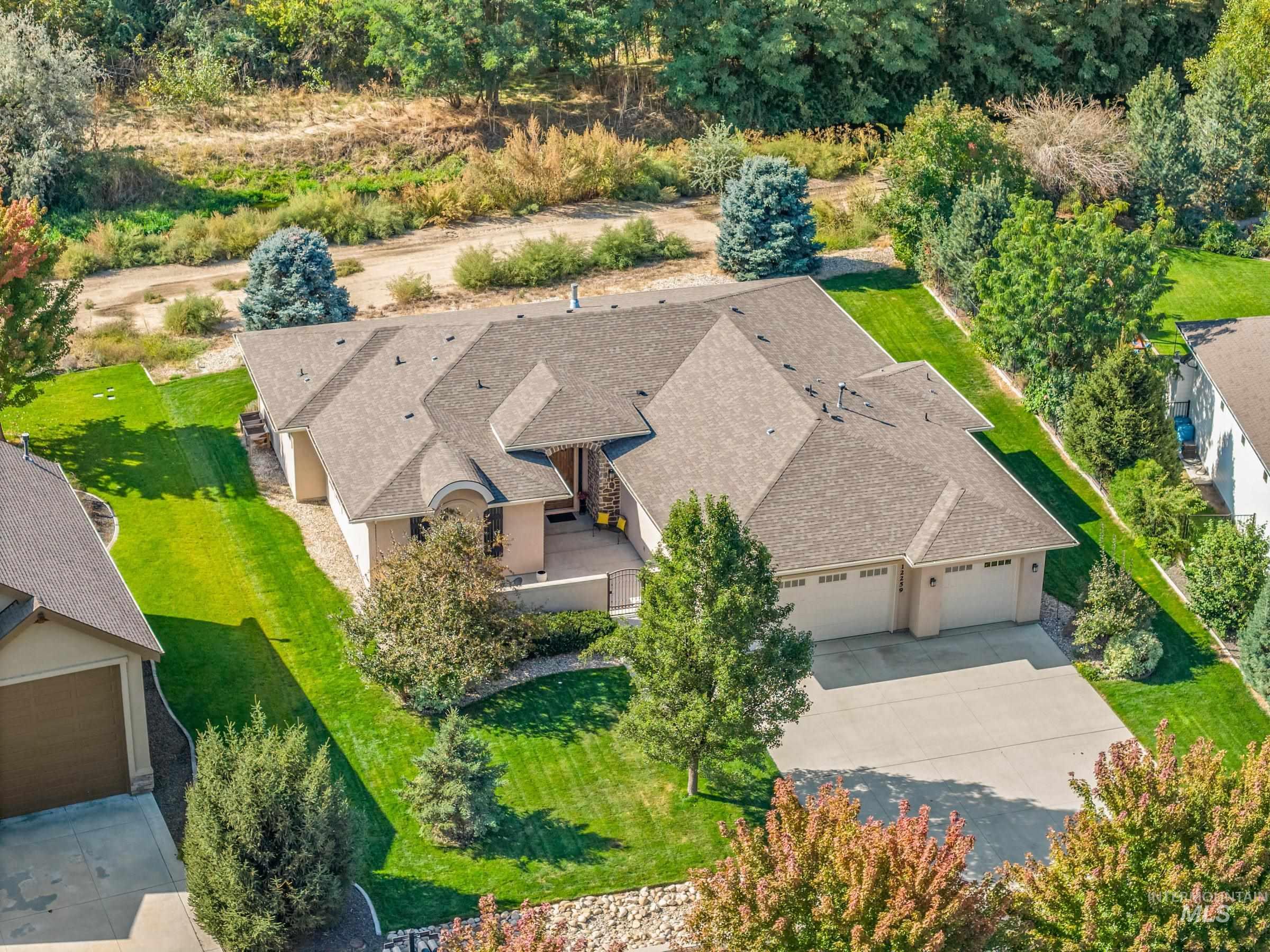 12259 W Seven Lakes Ln
