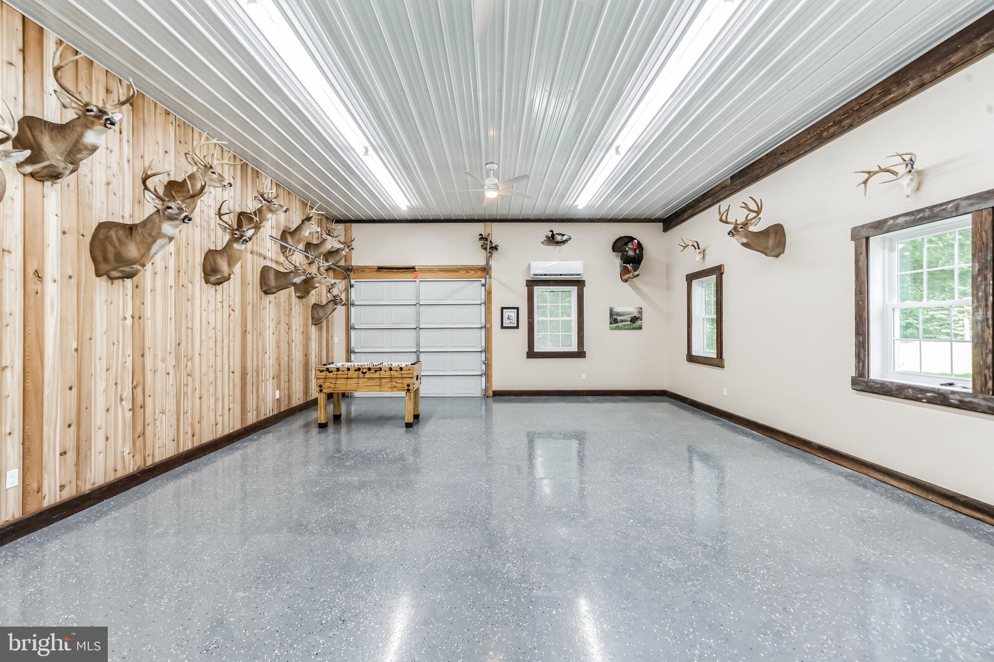 2075 EVERETTS CORNER ROAD