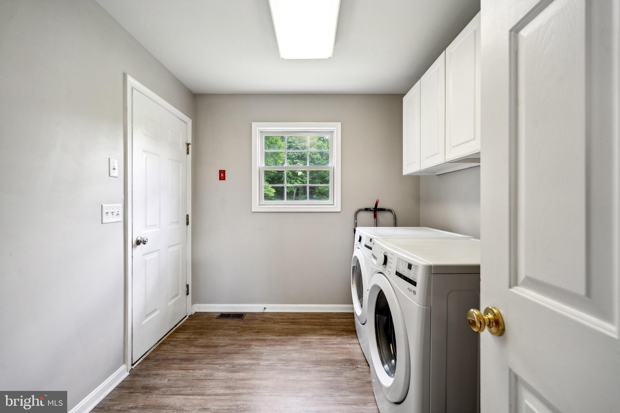 2075 EVERETTS CORNER ROAD