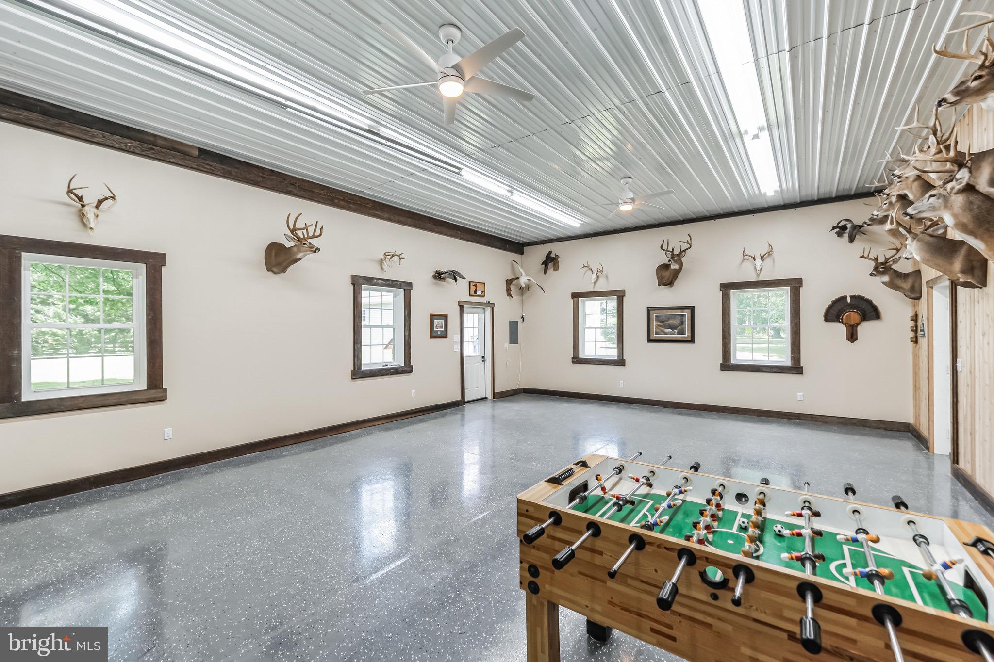 2075 EVERETTS CORNER ROAD