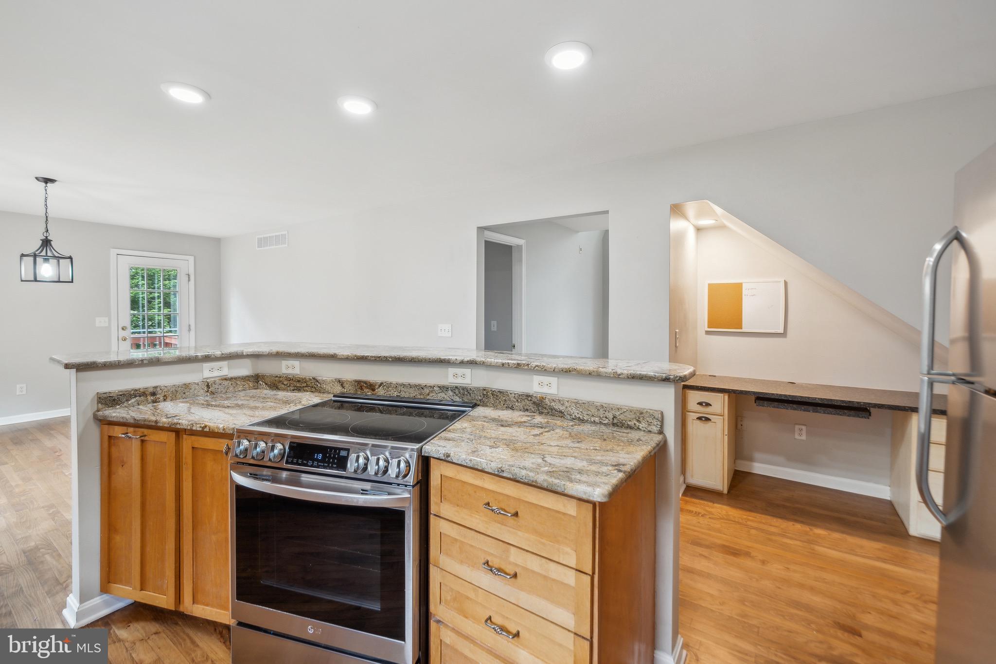 2075 EVERETTS CORNER ROAD