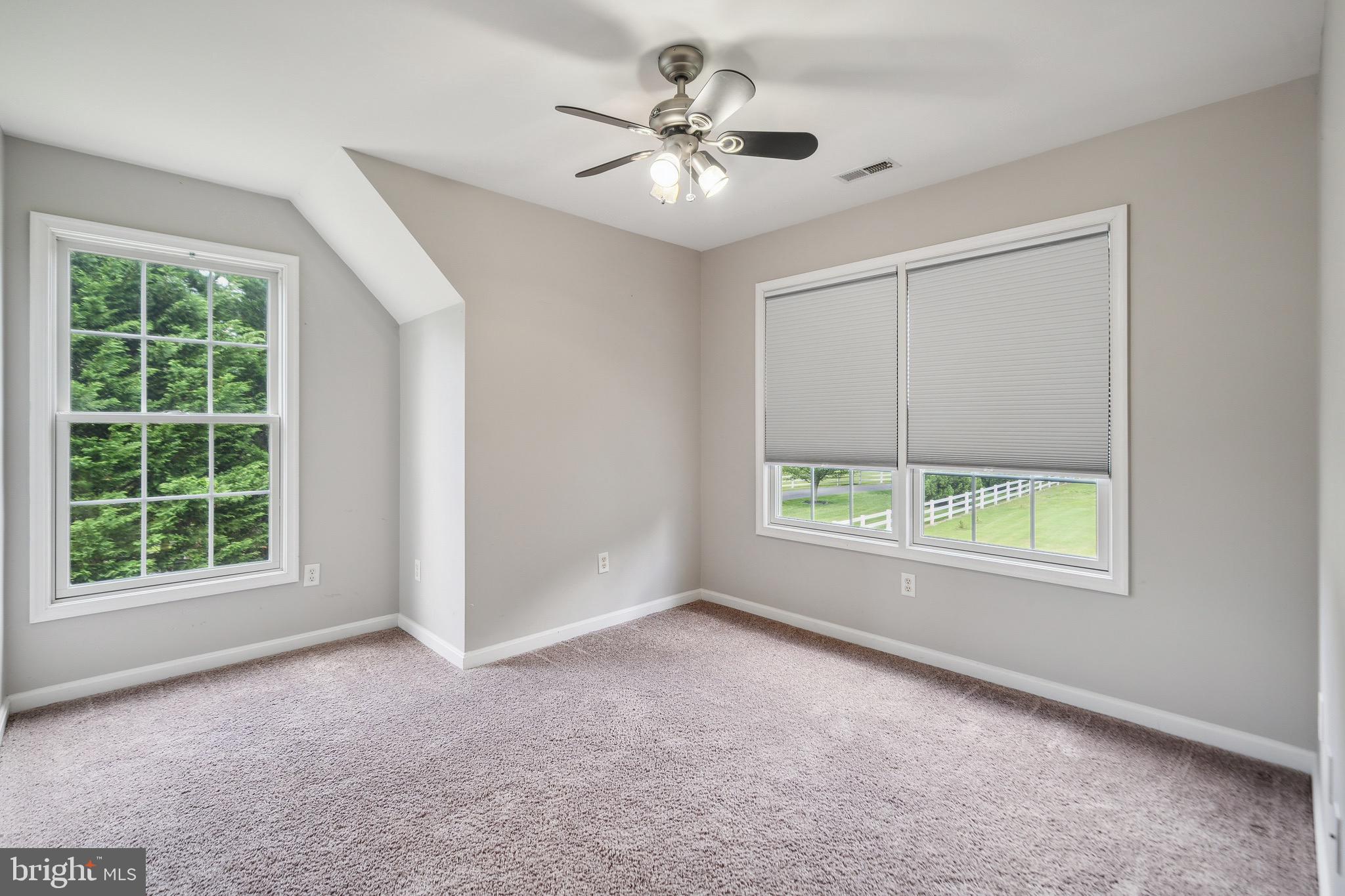 2075 EVERETTS CORNER ROAD