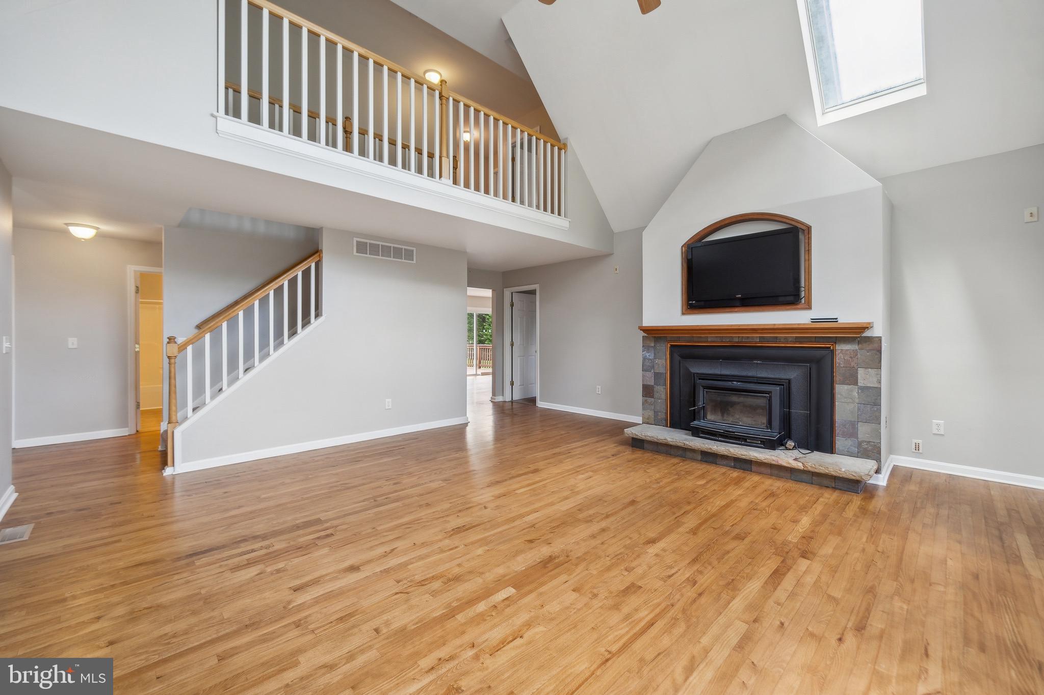 2075 EVERETTS CORNER ROAD