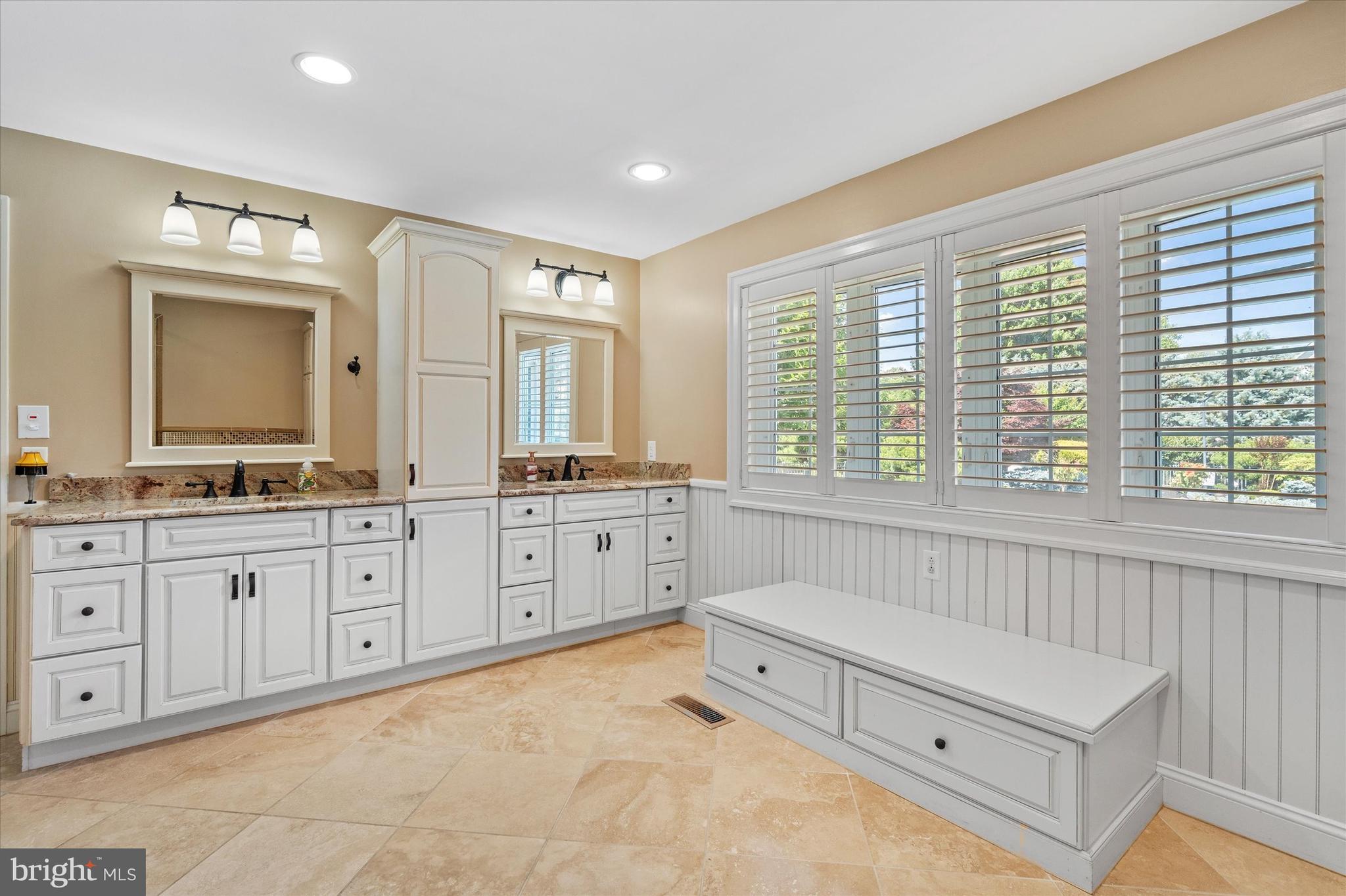 1402 ALLEY CORNER ROAD