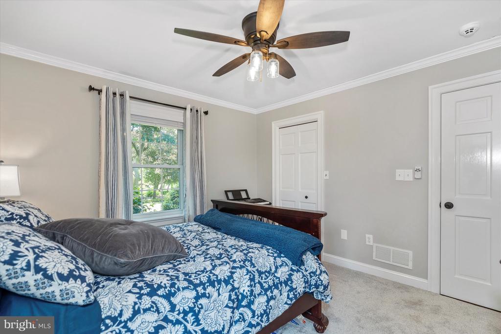 1402 ALLEY CORNER ROAD