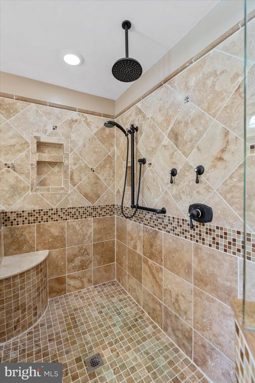 1402 ALLEY CORNER ROAD