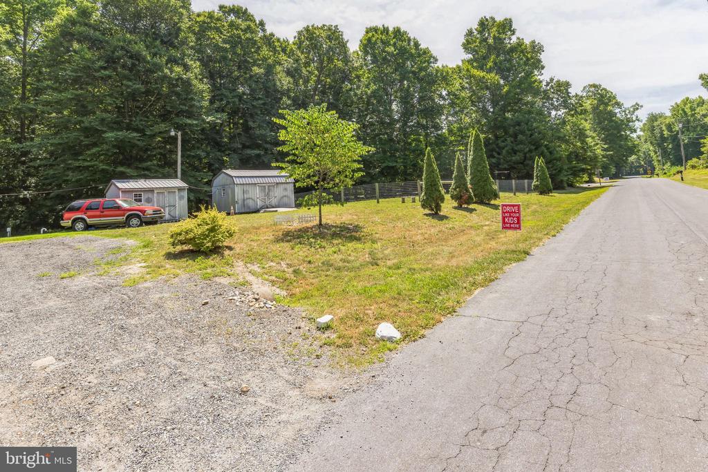 222 GIBBS CHAPEL ROAD