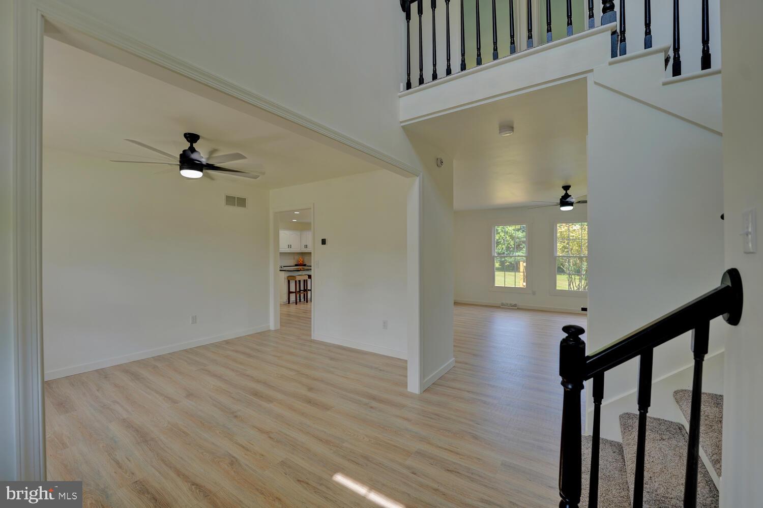 325 RUYTER DRIVE