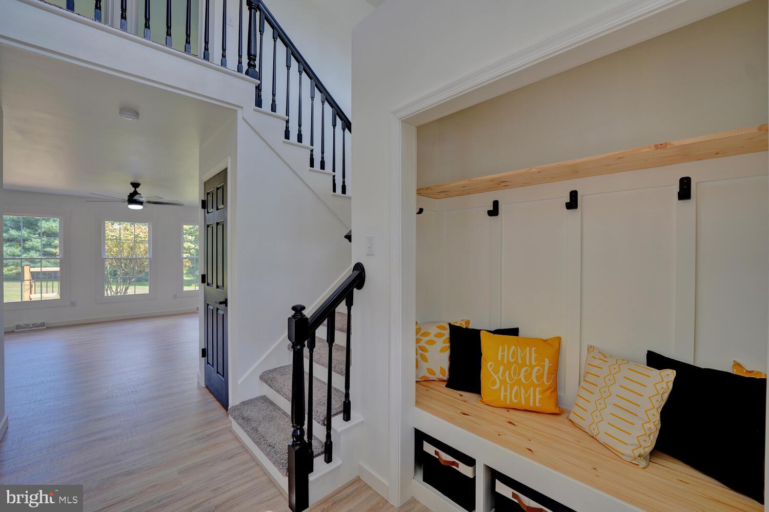 325 RUYTER DRIVE