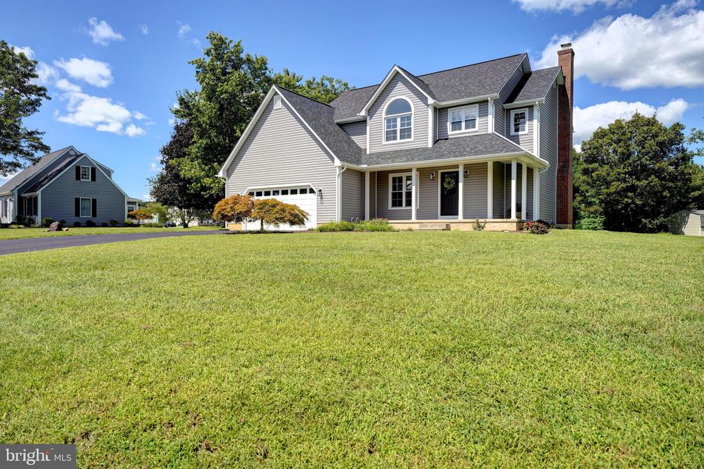 325 RUYTER DRIVE