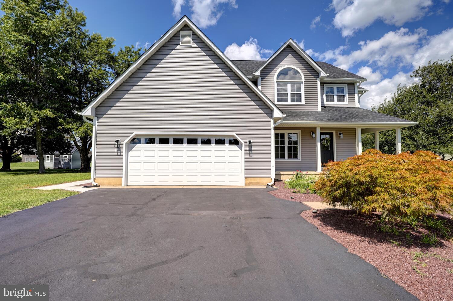 325 RUYTER DRIVE