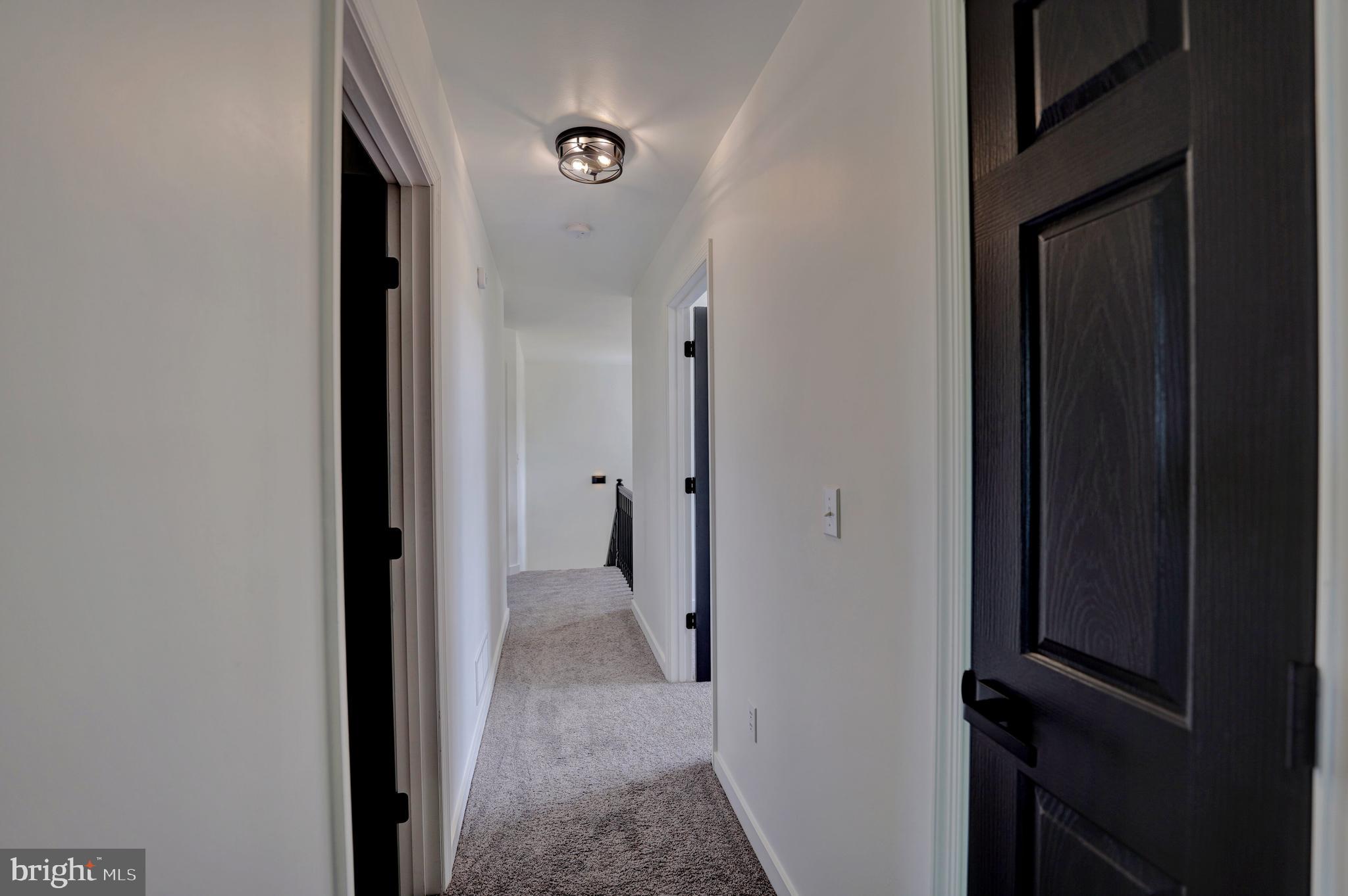 325 RUYTER DRIVE