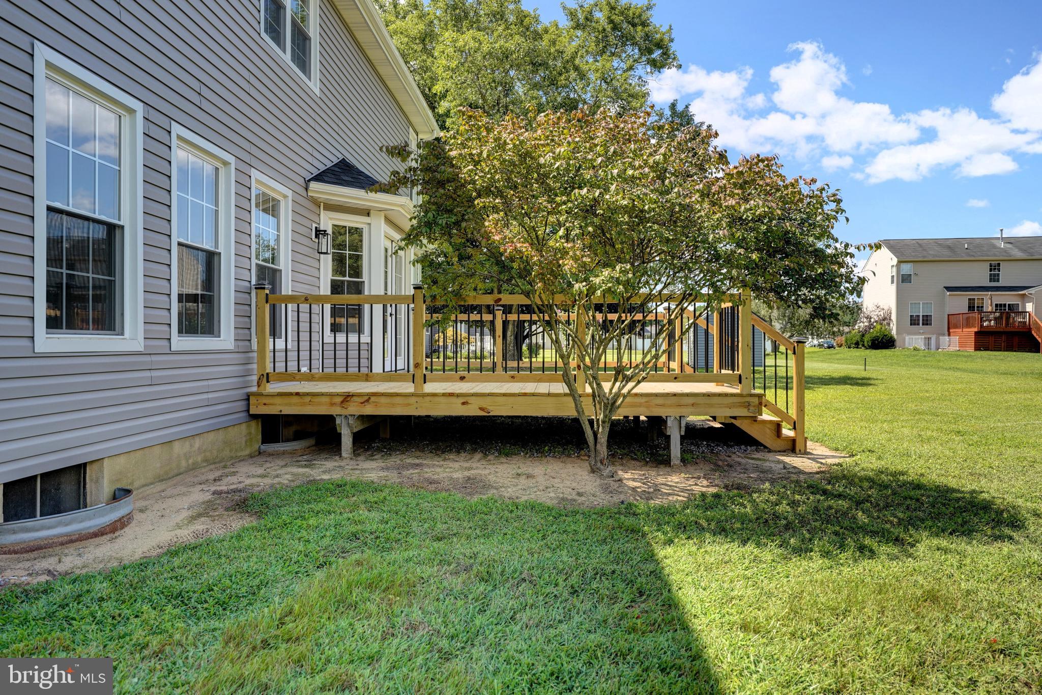 325 RUYTER DRIVE