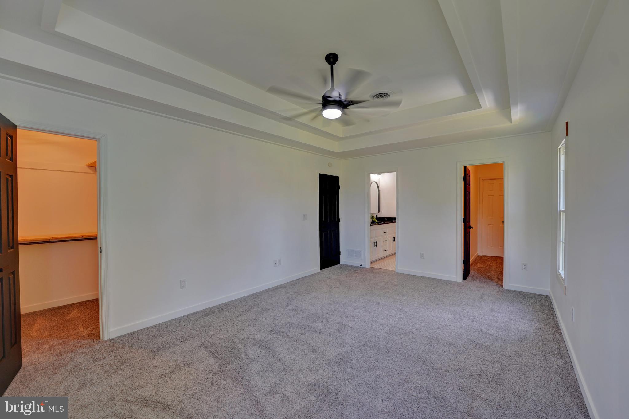 325 RUYTER DRIVE