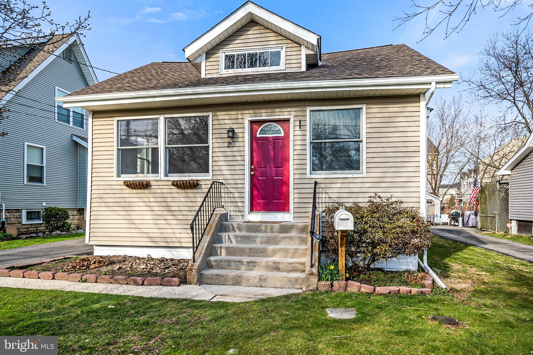 20 SEMINOLE AVENUE