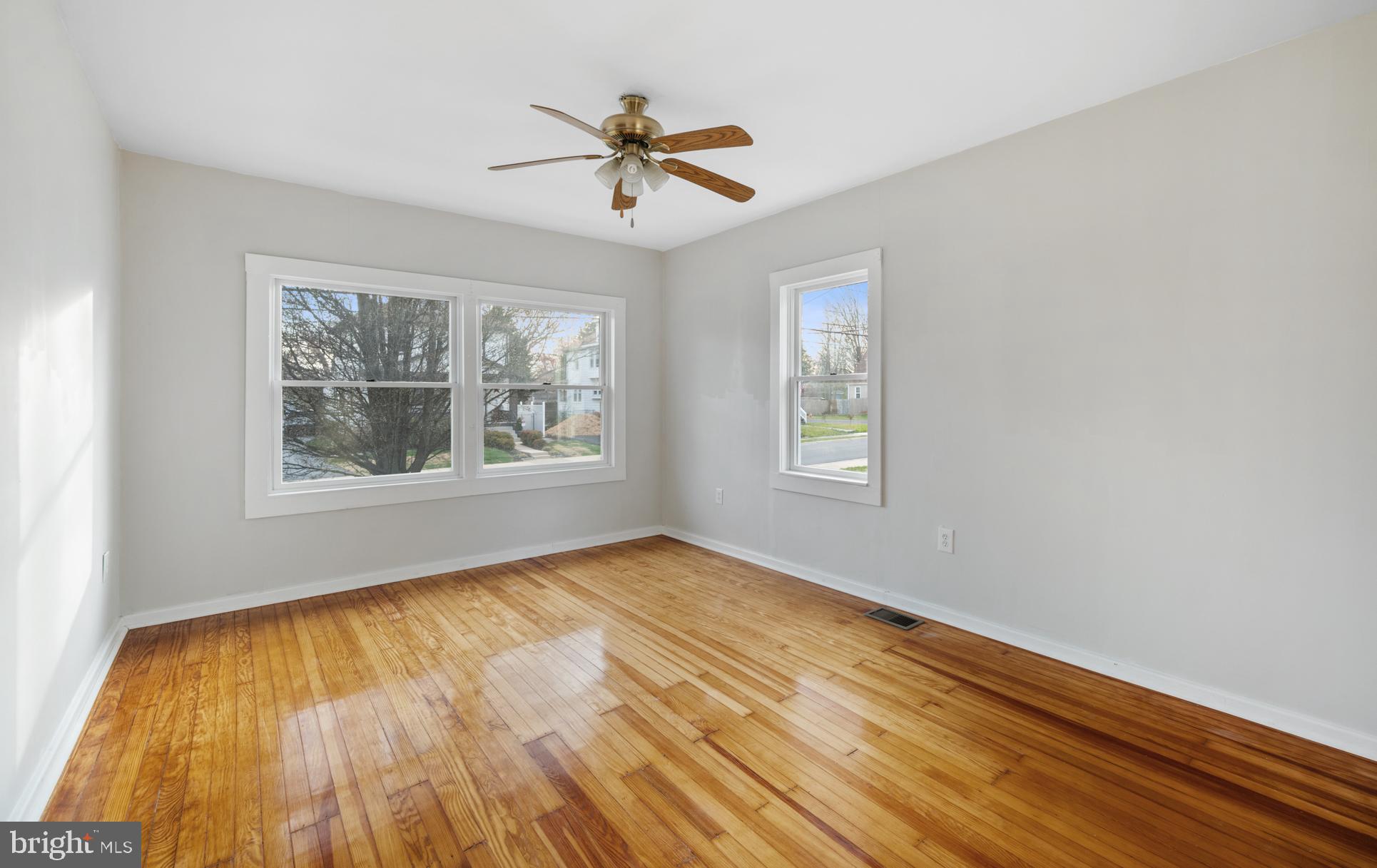 20 SEMINOLE AVENUE