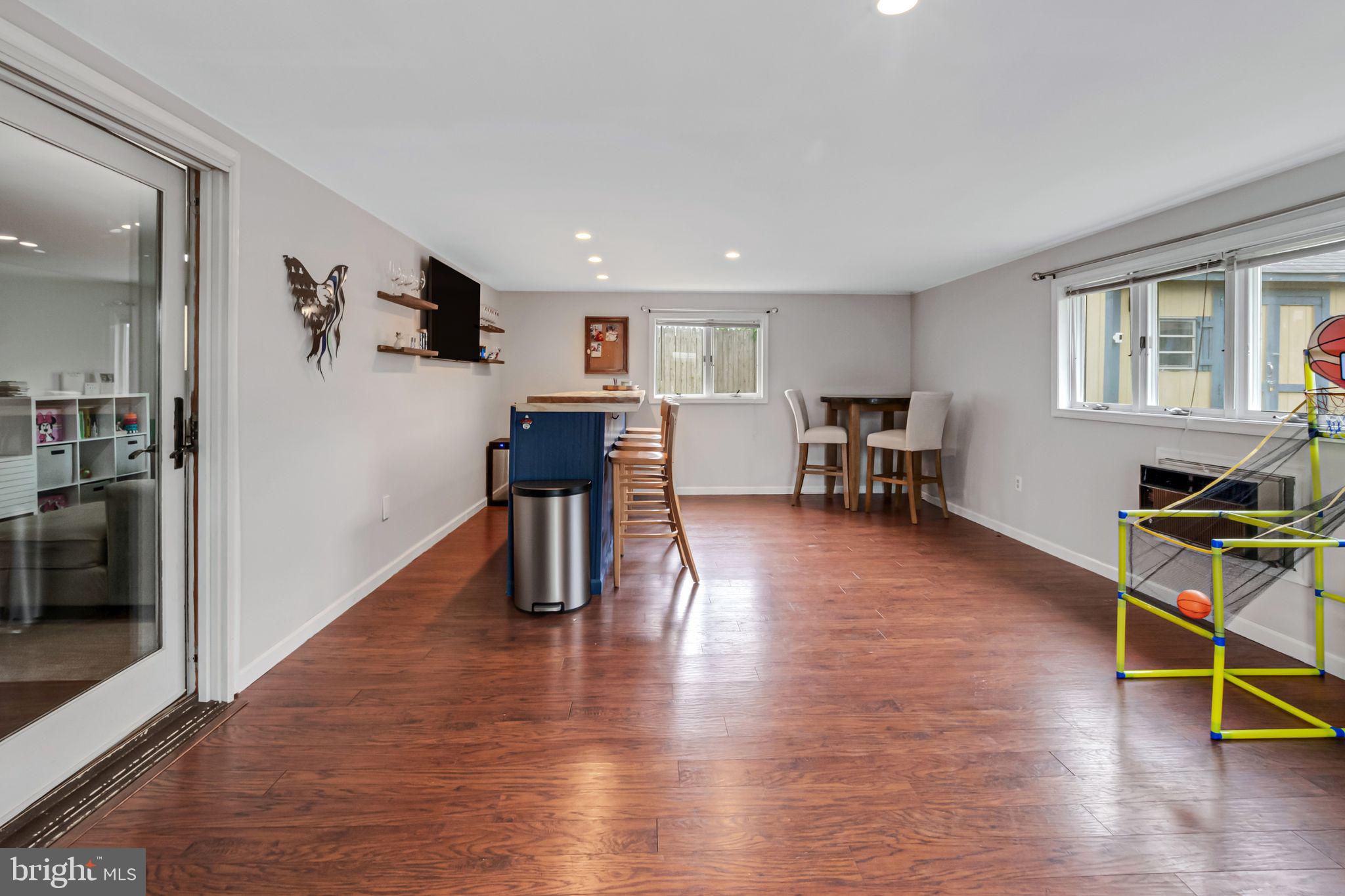 14 GLENROCK DRIVE