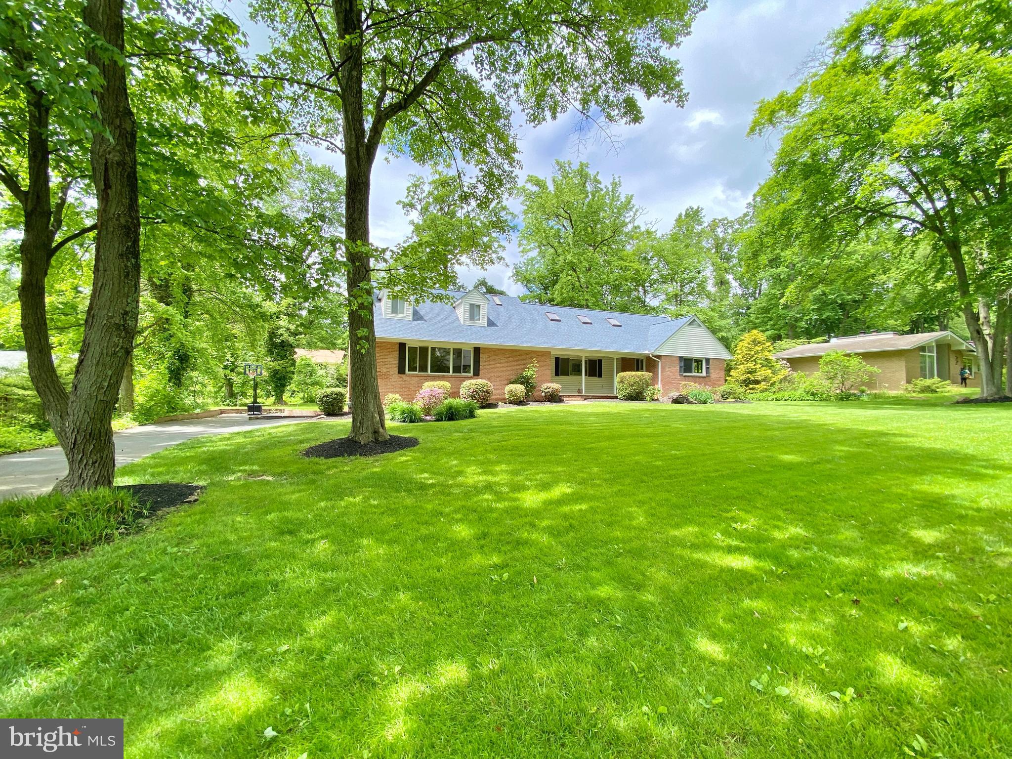 107 WARWICK DRIVE
