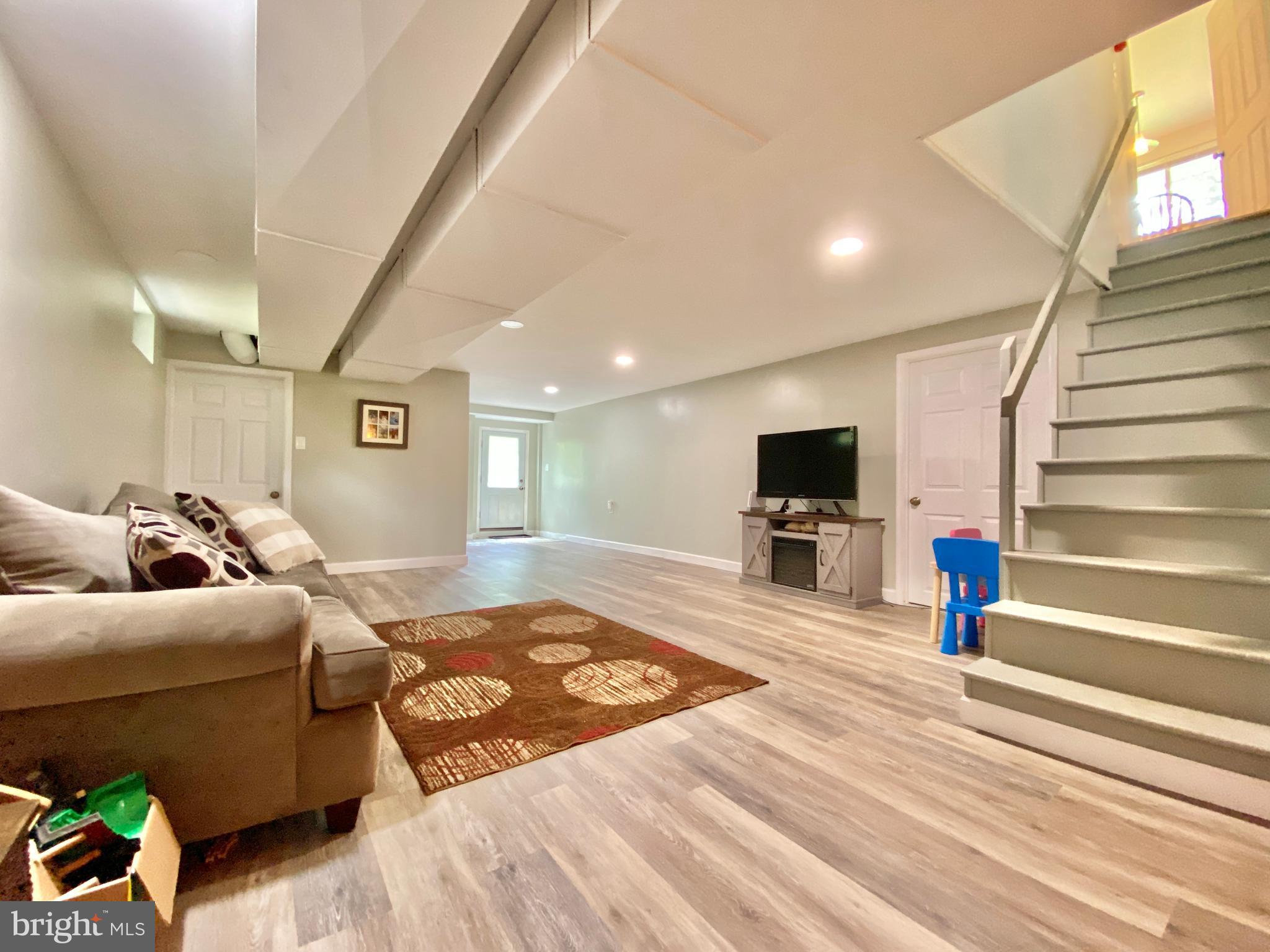 107 WARWICK DRIVE