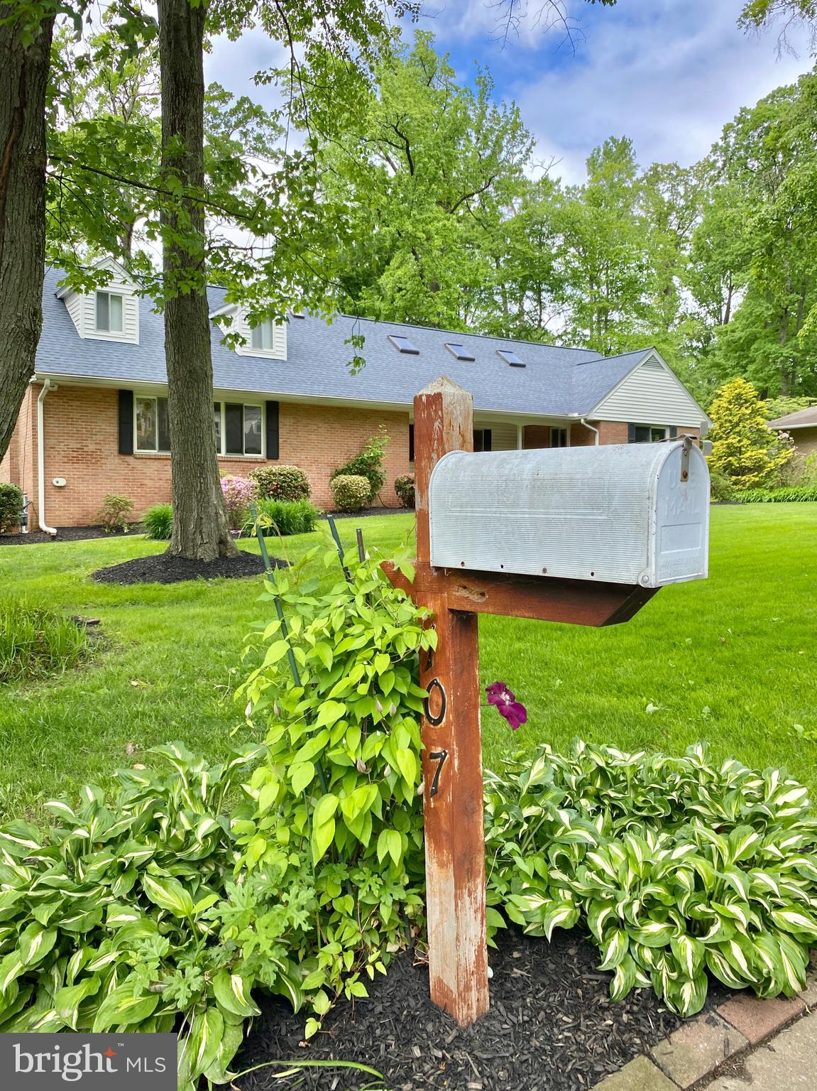 107 WARWICK DRIVE