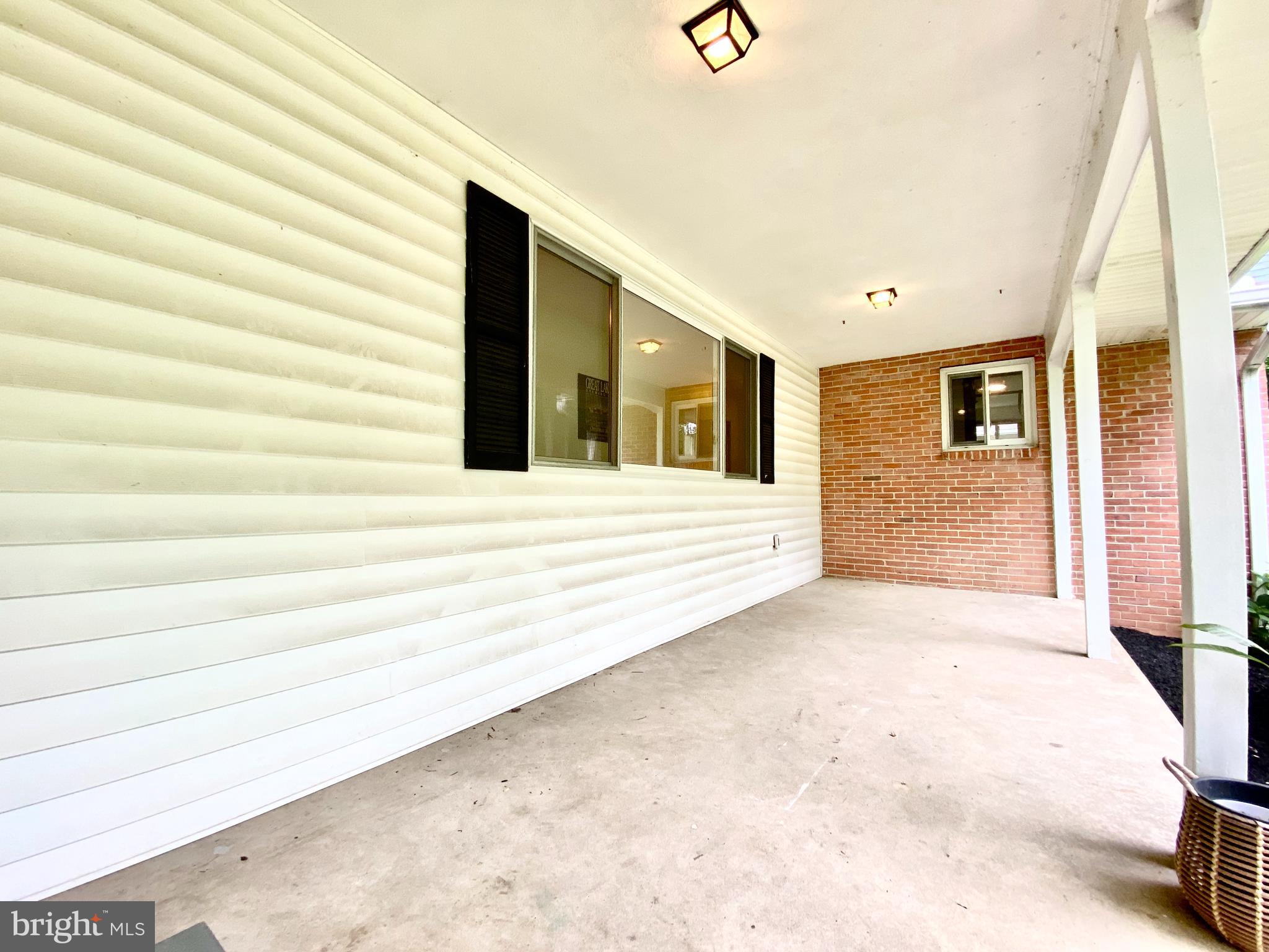 107 WARWICK DRIVE