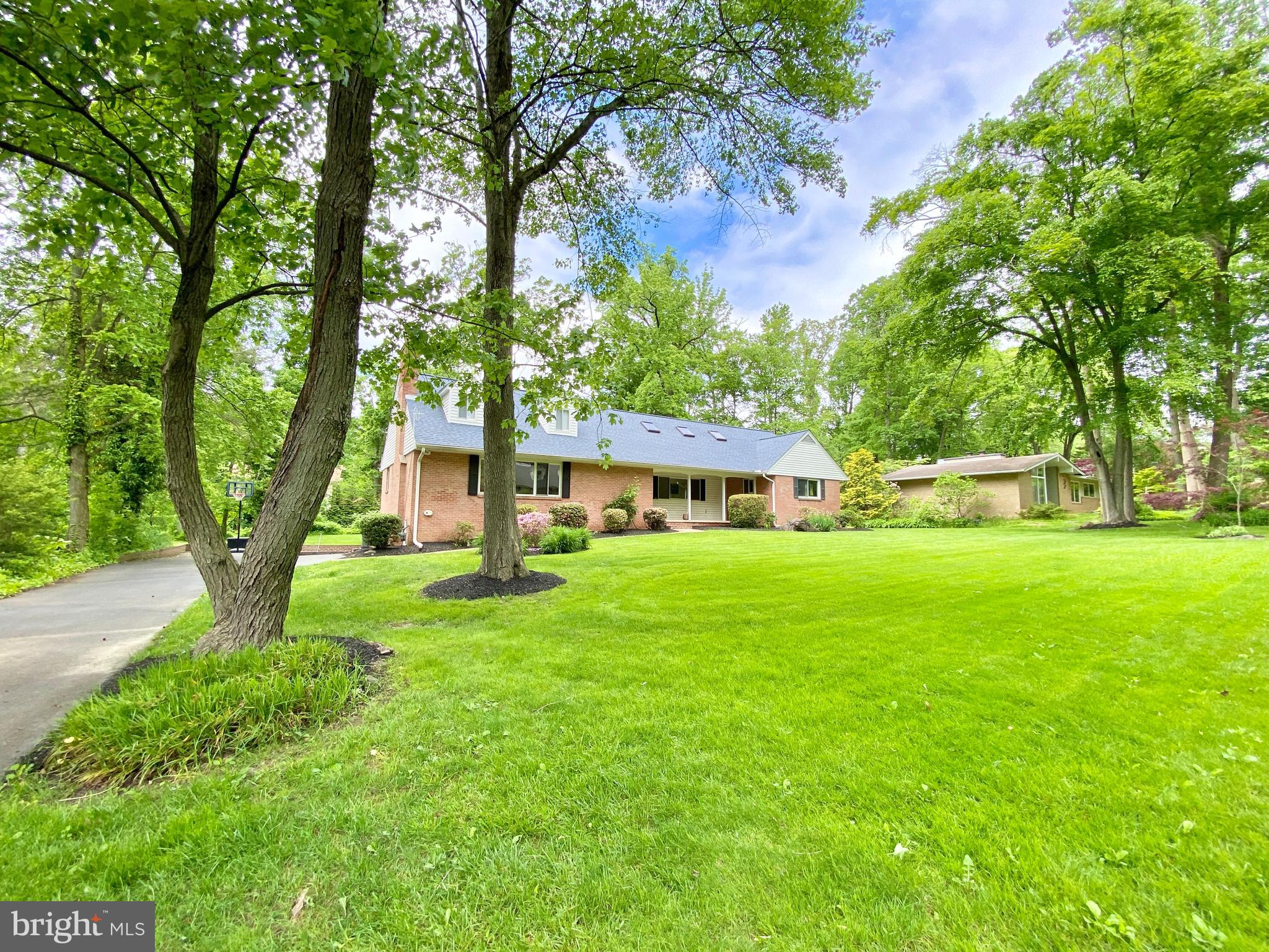 107 WARWICK DRIVE