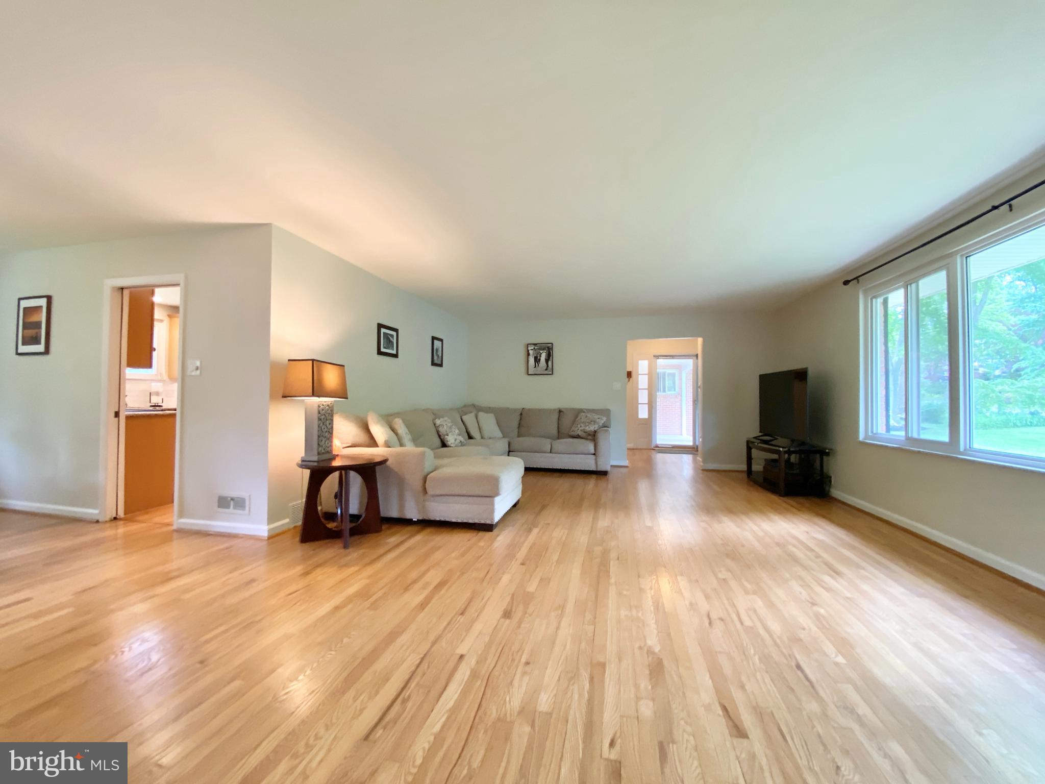 107 WARWICK DRIVE