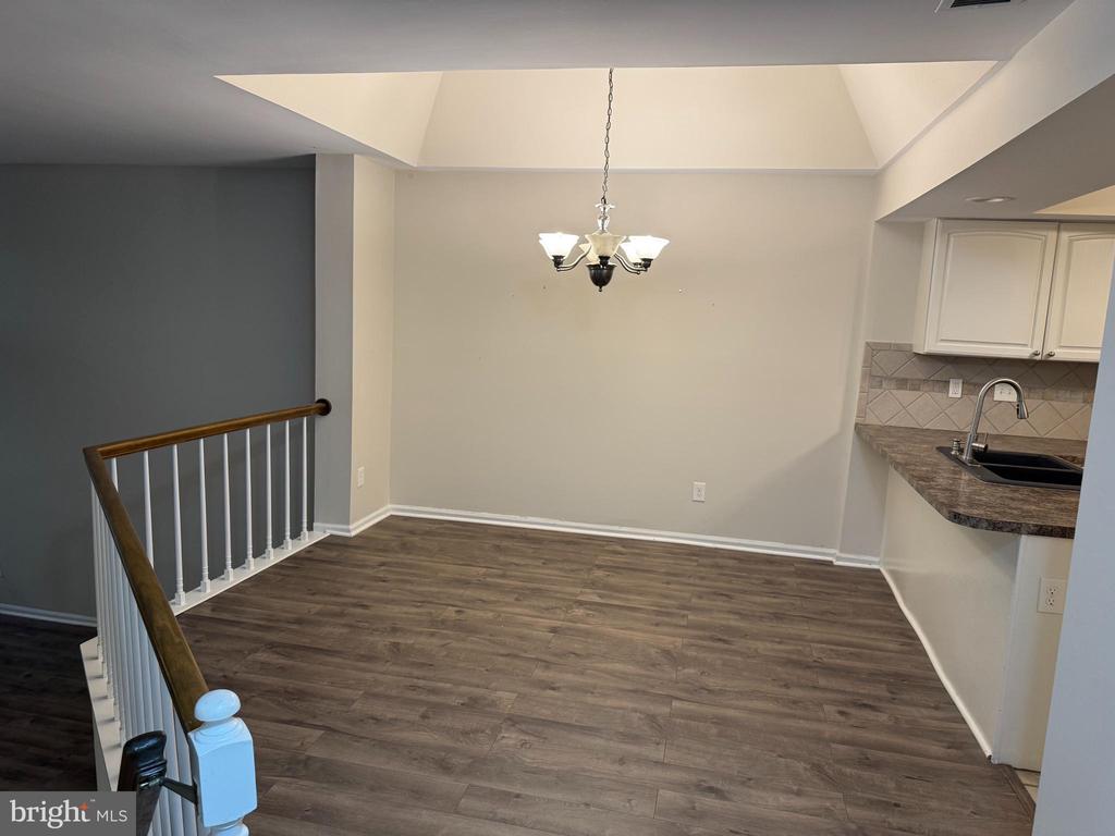 4503 CLAREMONT DR 248