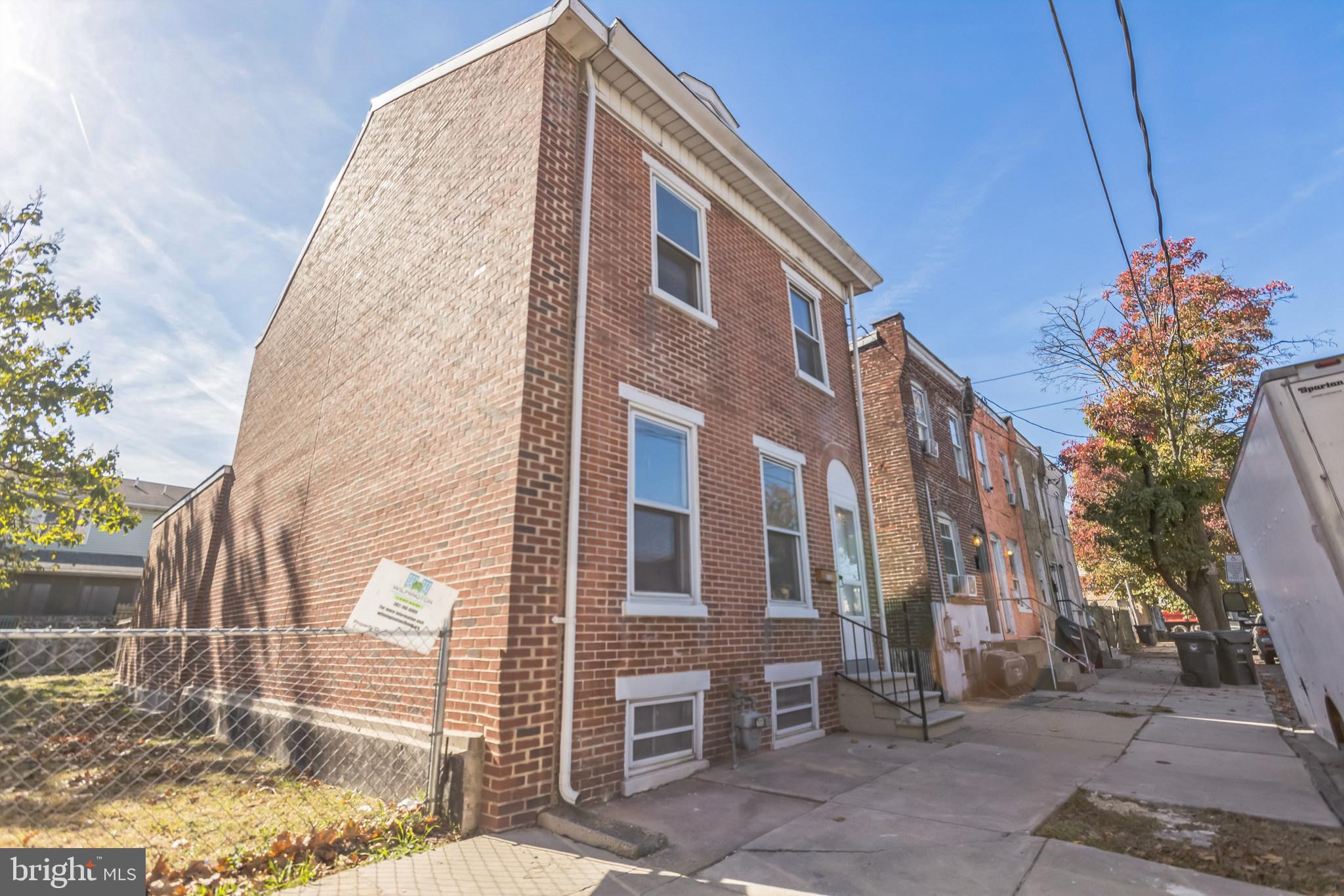 1218 PEACH STREET