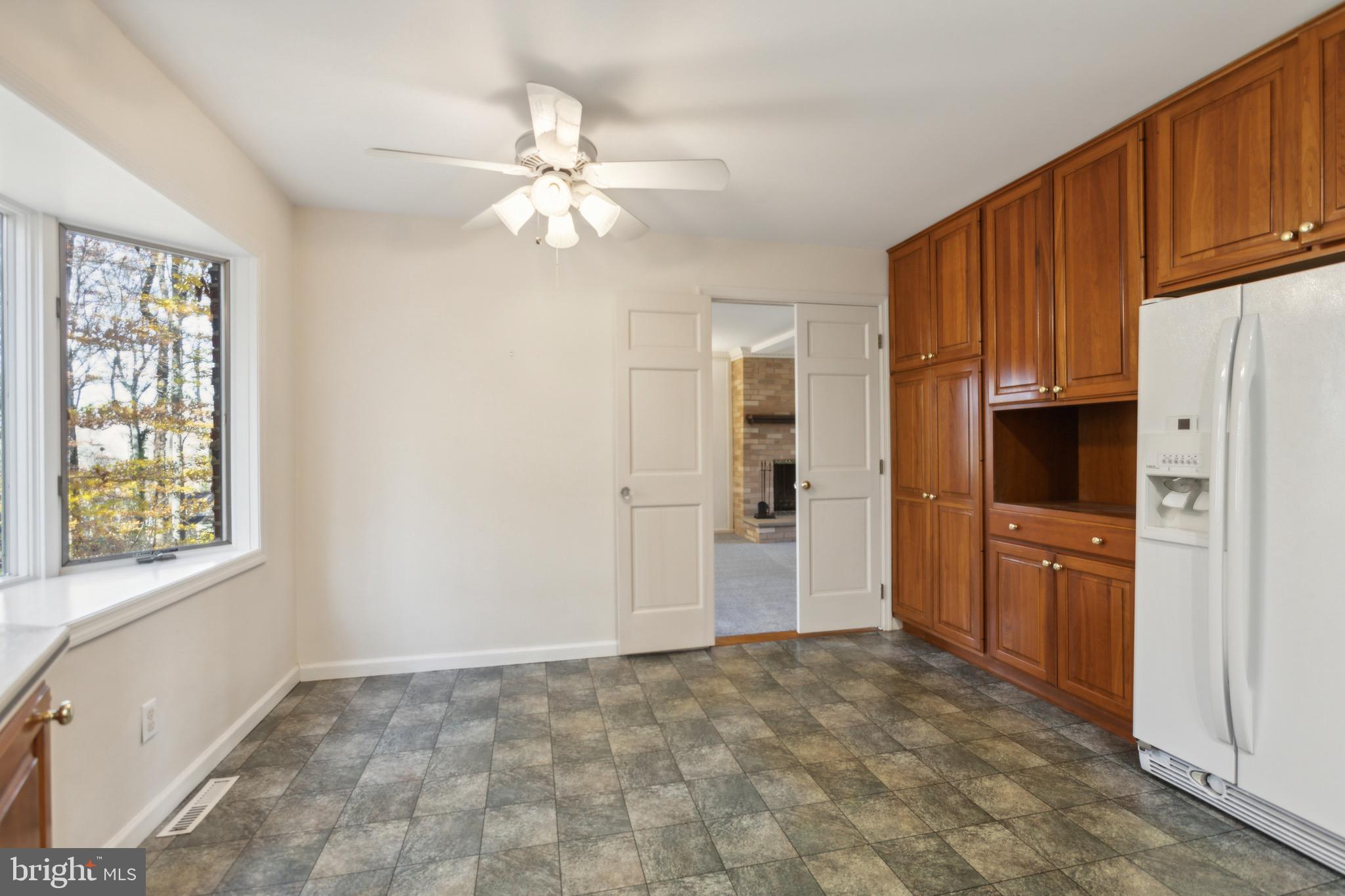 2 BLUE JAY DRIVE