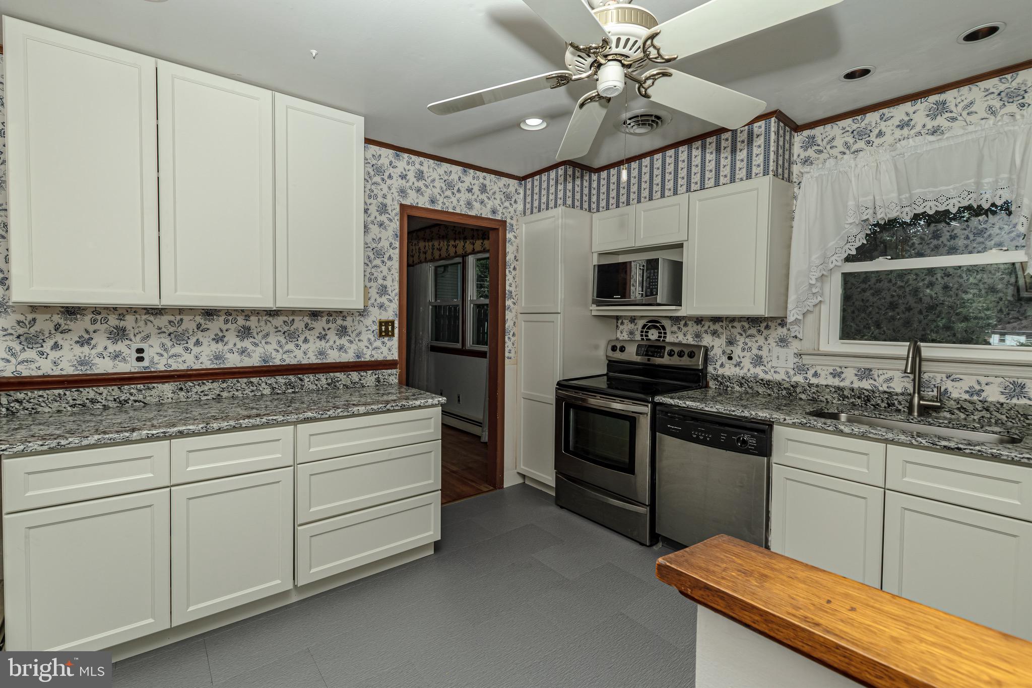 230 ARONIMINK DRIVE