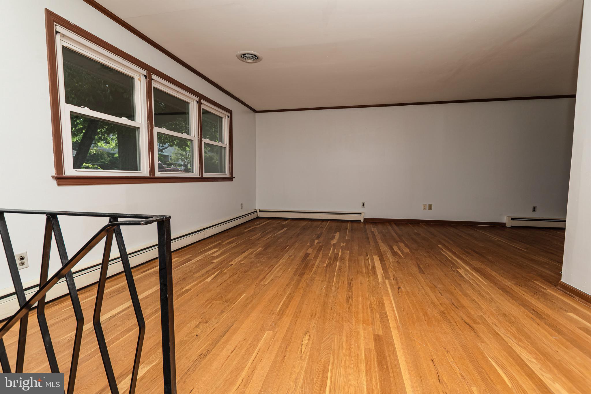 230 ARONIMINK DRIVE