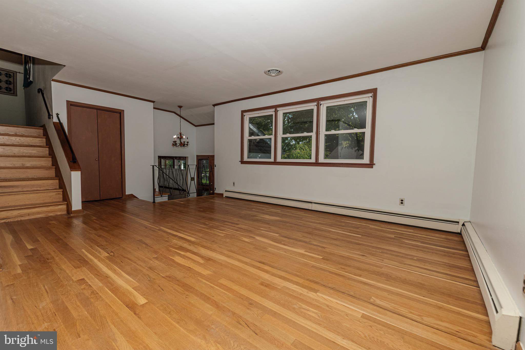 230 ARONIMINK DRIVE