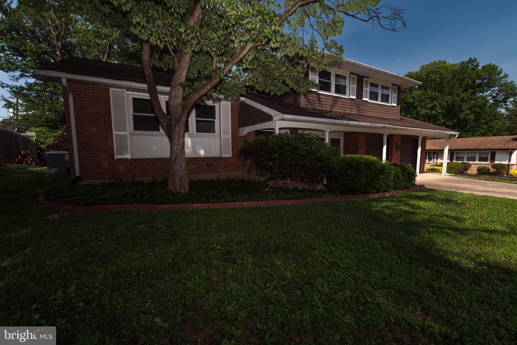 230 ARONIMINK DRIVE