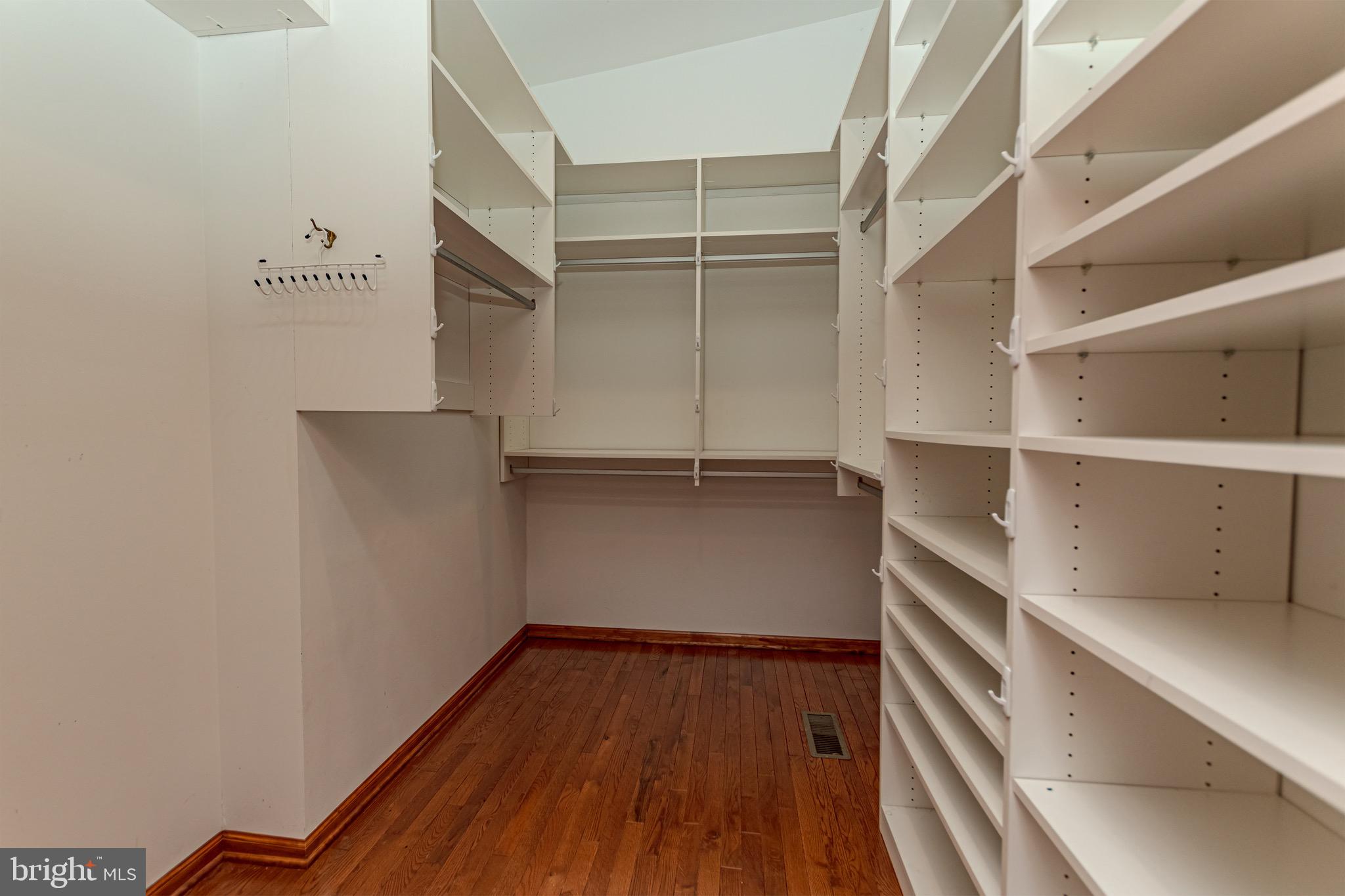 230 ARONIMINK DRIVE